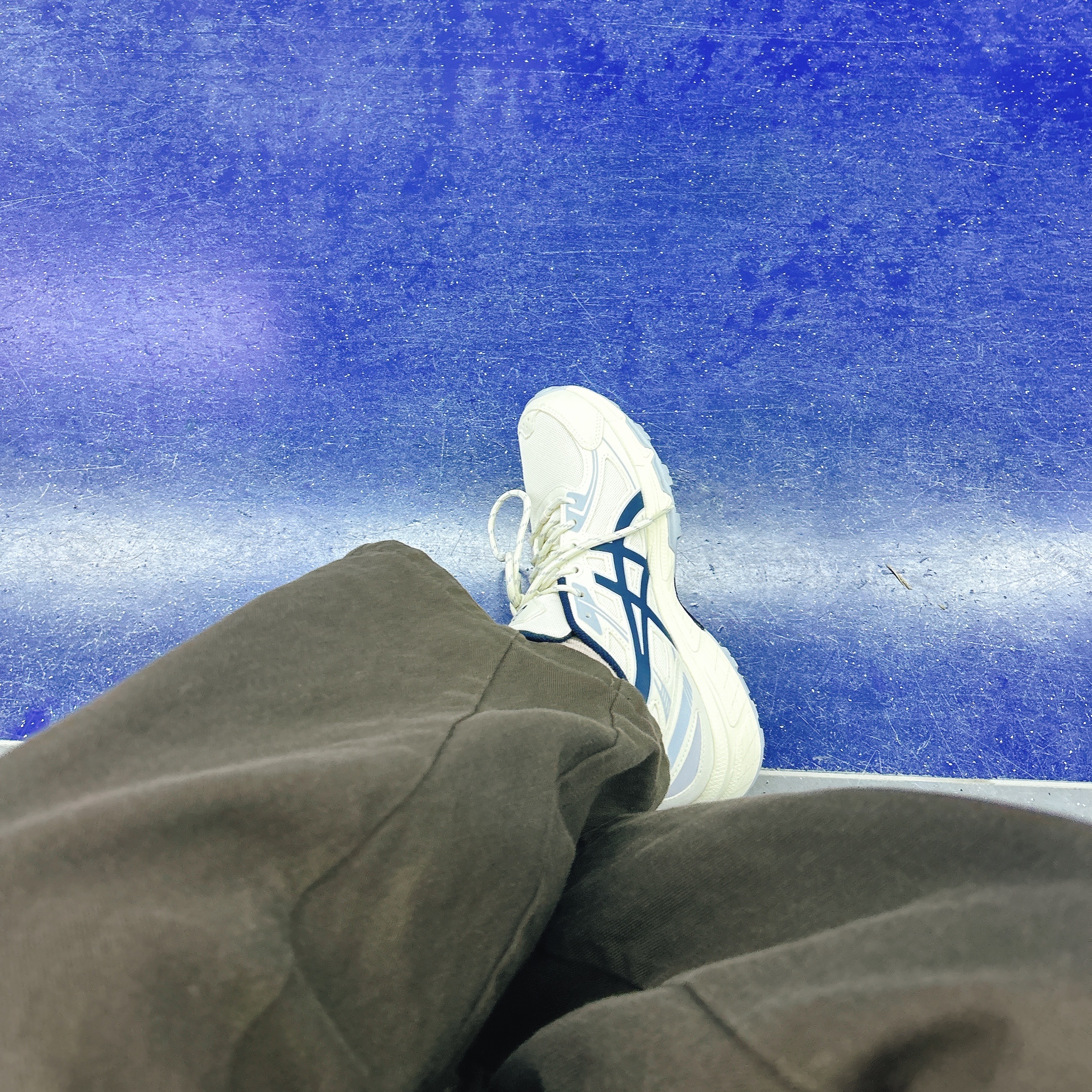 Asics Gel-Venture 6 SPS Birch French Blue 착용 스타일