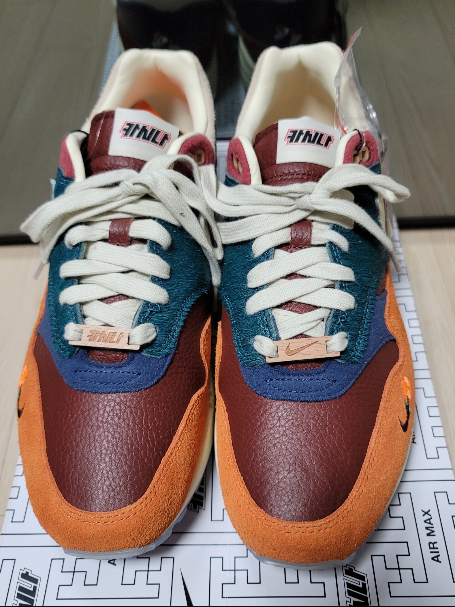 Nike x Kasina Air Max 1 SP Won-Ang Orange 착용 스타일