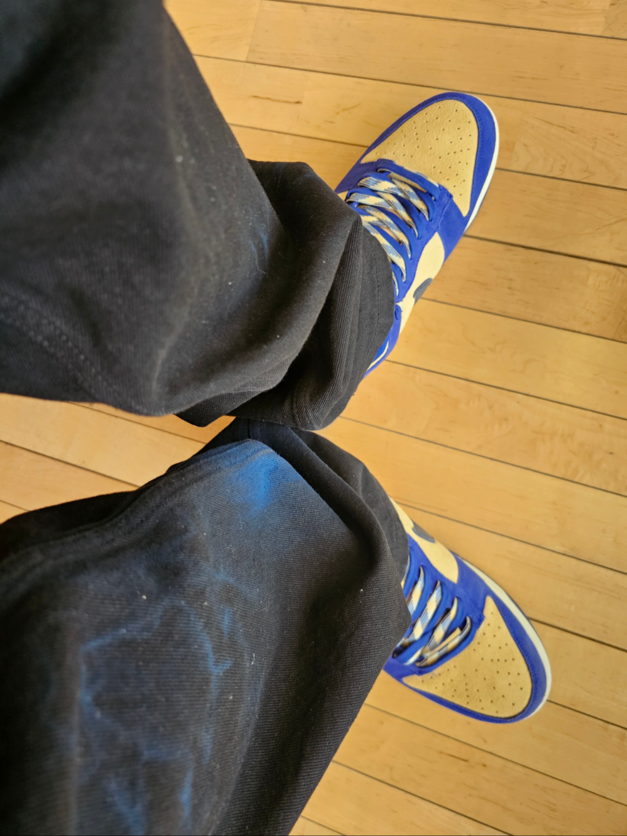 Ader Error Petri Jeans Noir, (W) Nike Dunk Low LX Blue Suede 착용 스타일