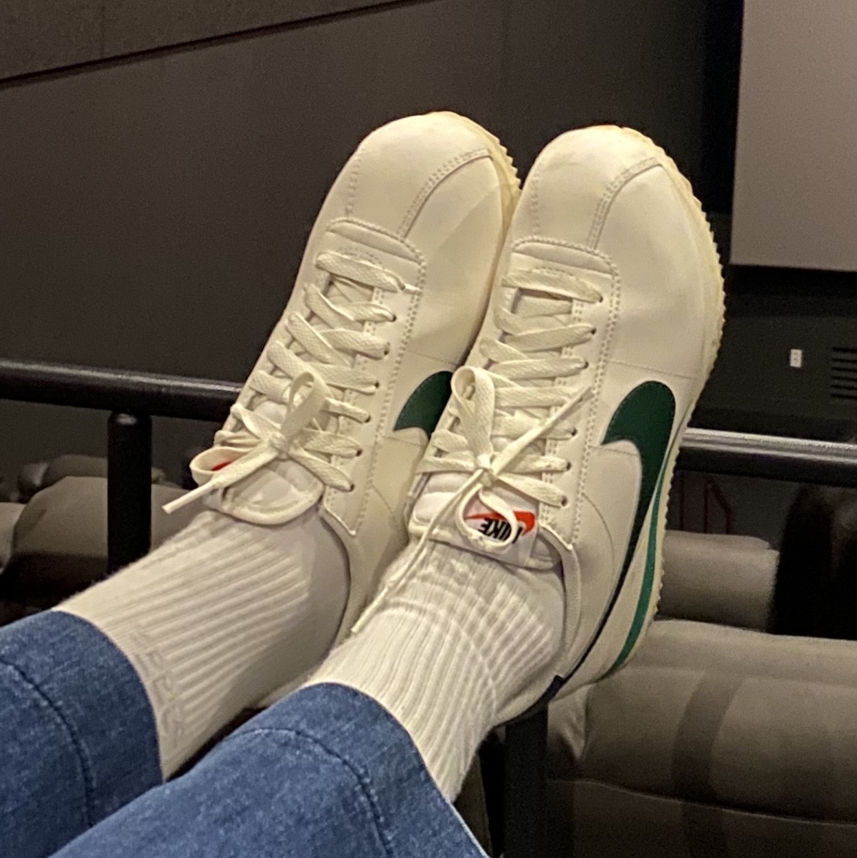 (W) Nike Cortez Gorge Green and Malachite 착용 스타일