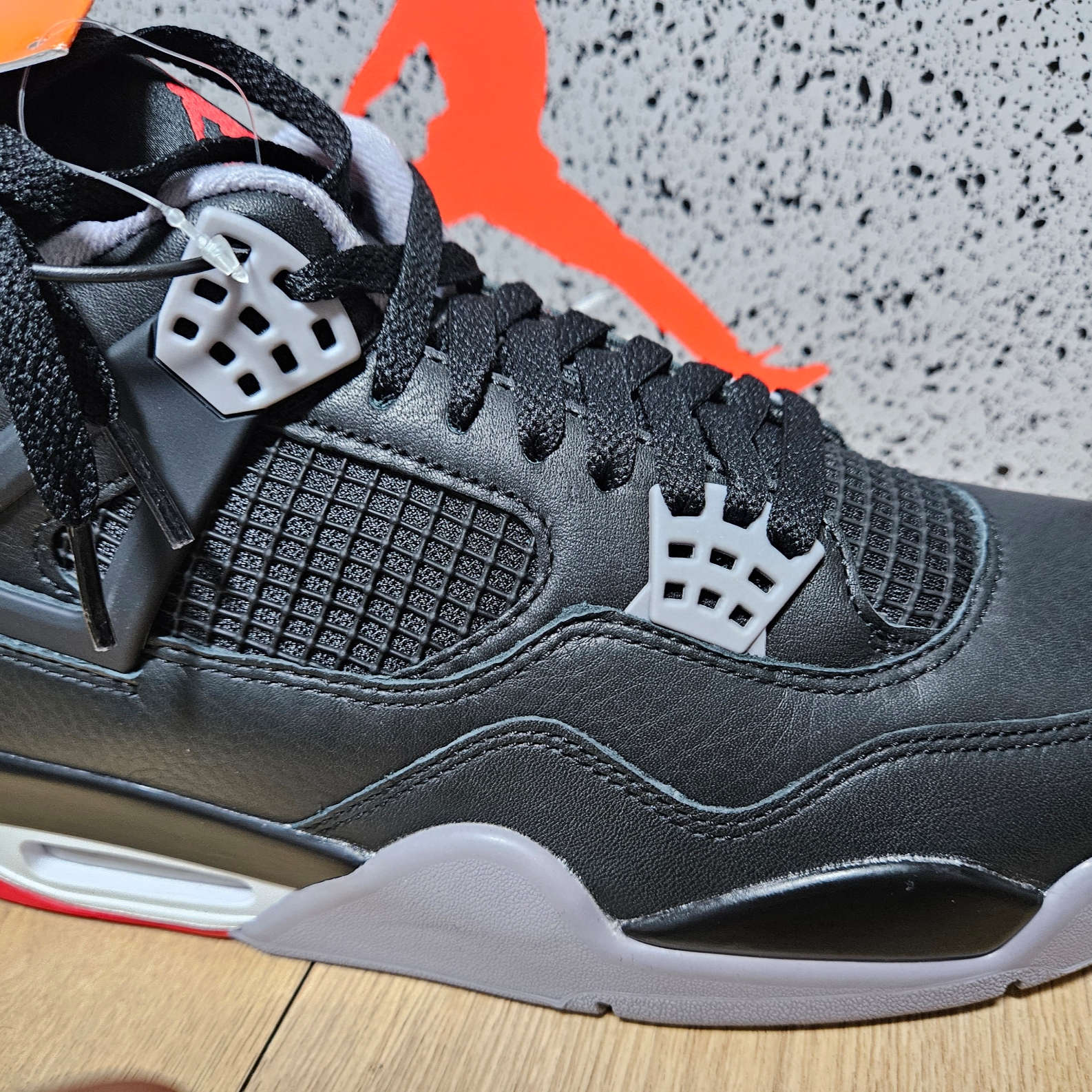 Jordan 4 Retro Bred Reimagined 착용 스타일 - 1