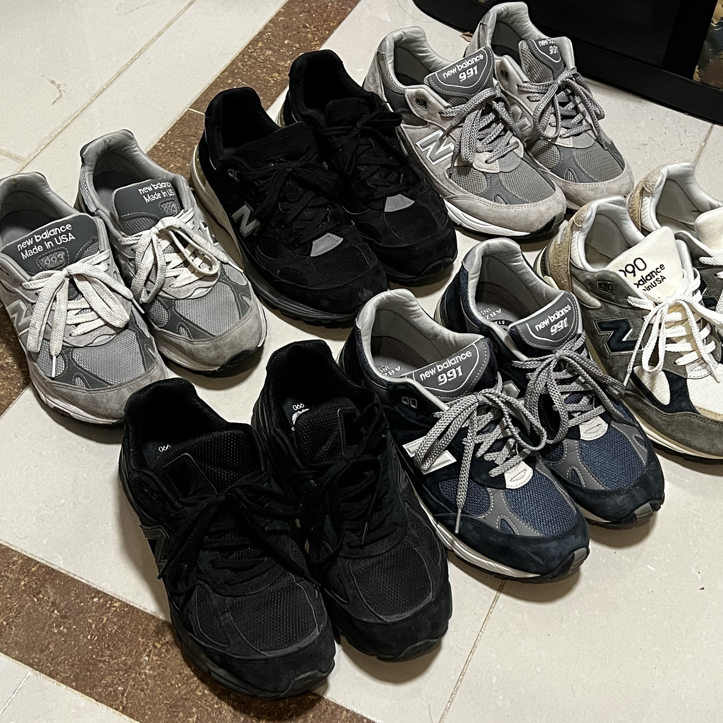 New Balance 990v4 Made in USA Black - D Standard, New Balance 991 Made in UK Navy 착용 스타일