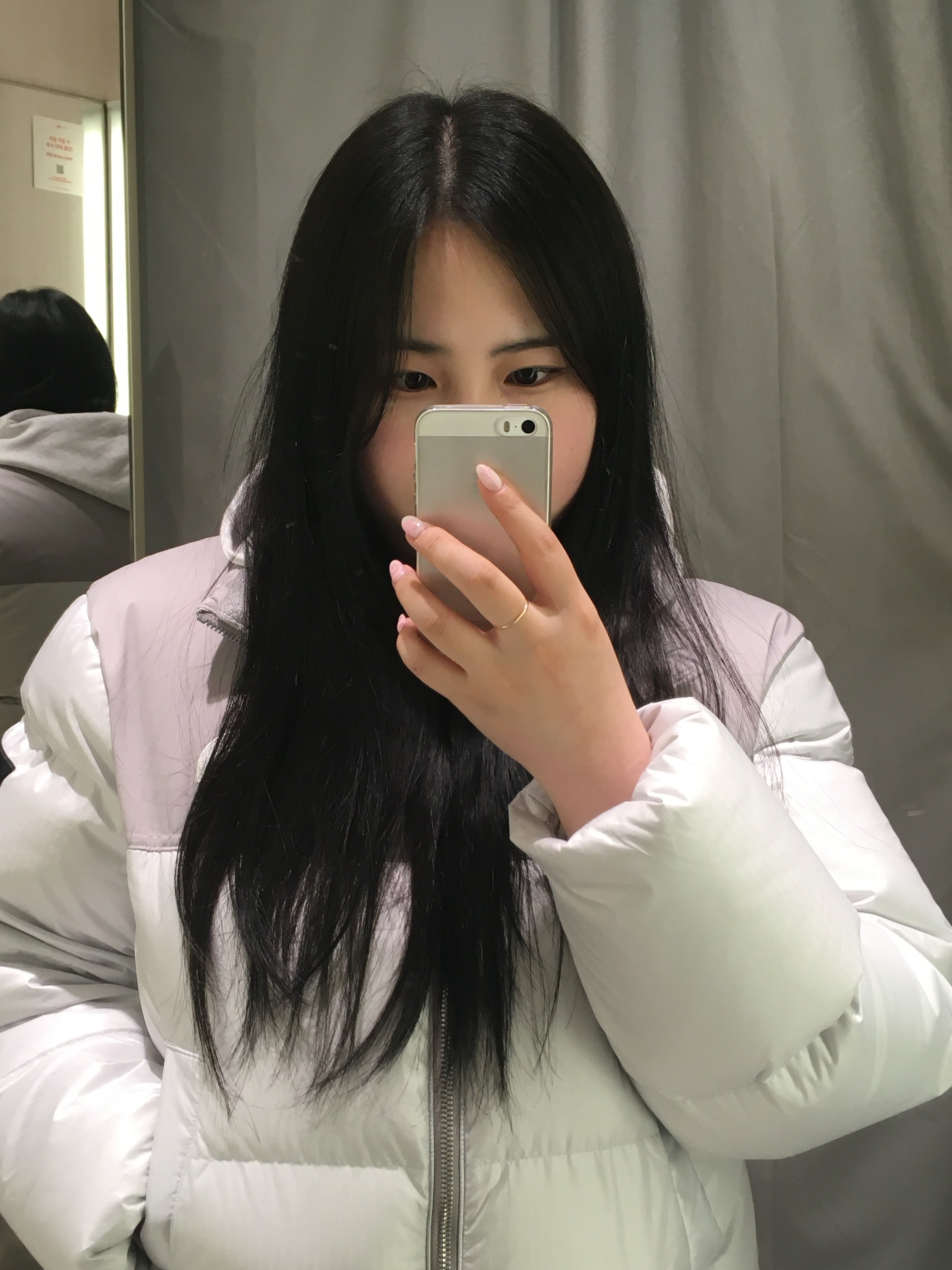 (W) The North Face White Label Novelty Nuptse Down Jacket Ice Gray 착용 스타일