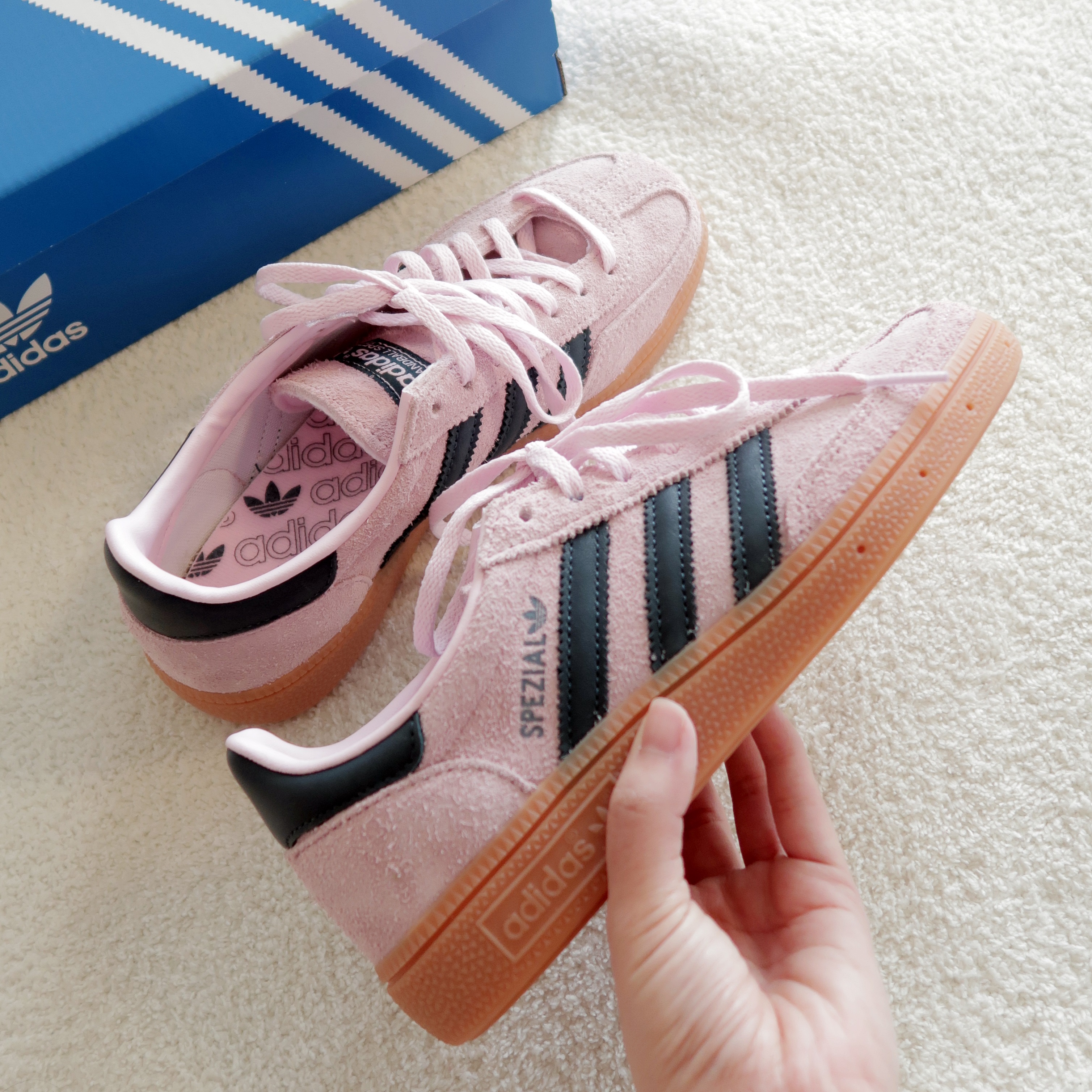 (W) Adidas Spezial Handball Clear Pink 착용 스타일 - 2