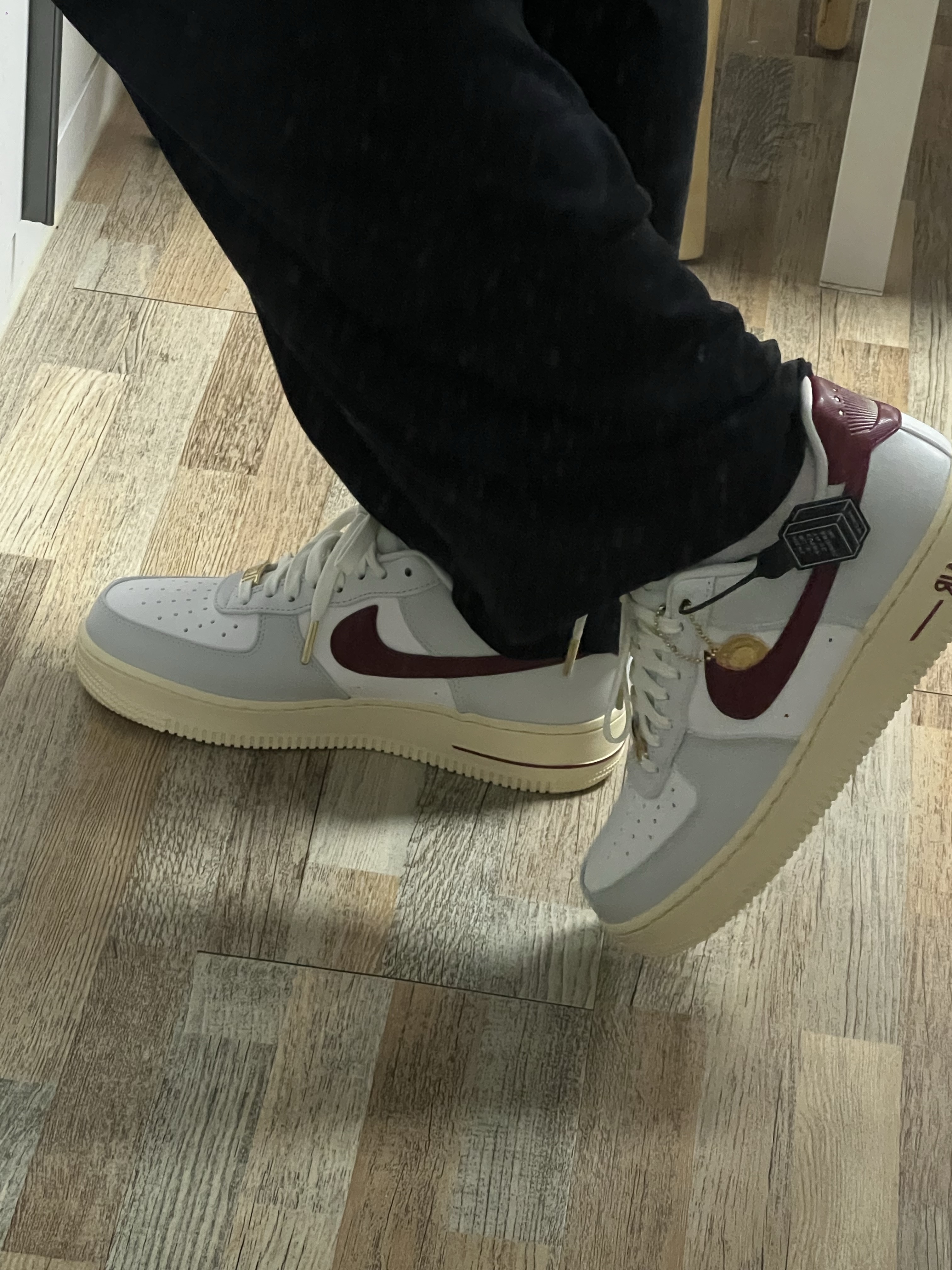 (W) Nike Air Force 1 '07 SE Pandant 착용 스타일 - 1