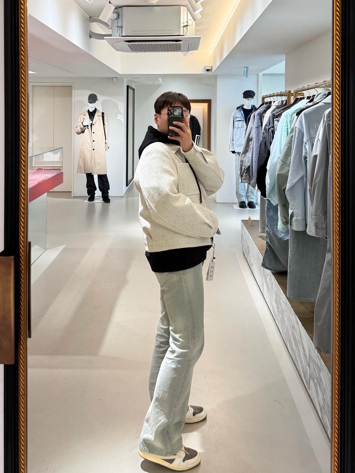 Ader Error Revint Plaid Muffler Z-Blue, Wooyoungmi Flower Back Logo Hooded T-Shirt Black - 24SS 착용 스타일 - 3