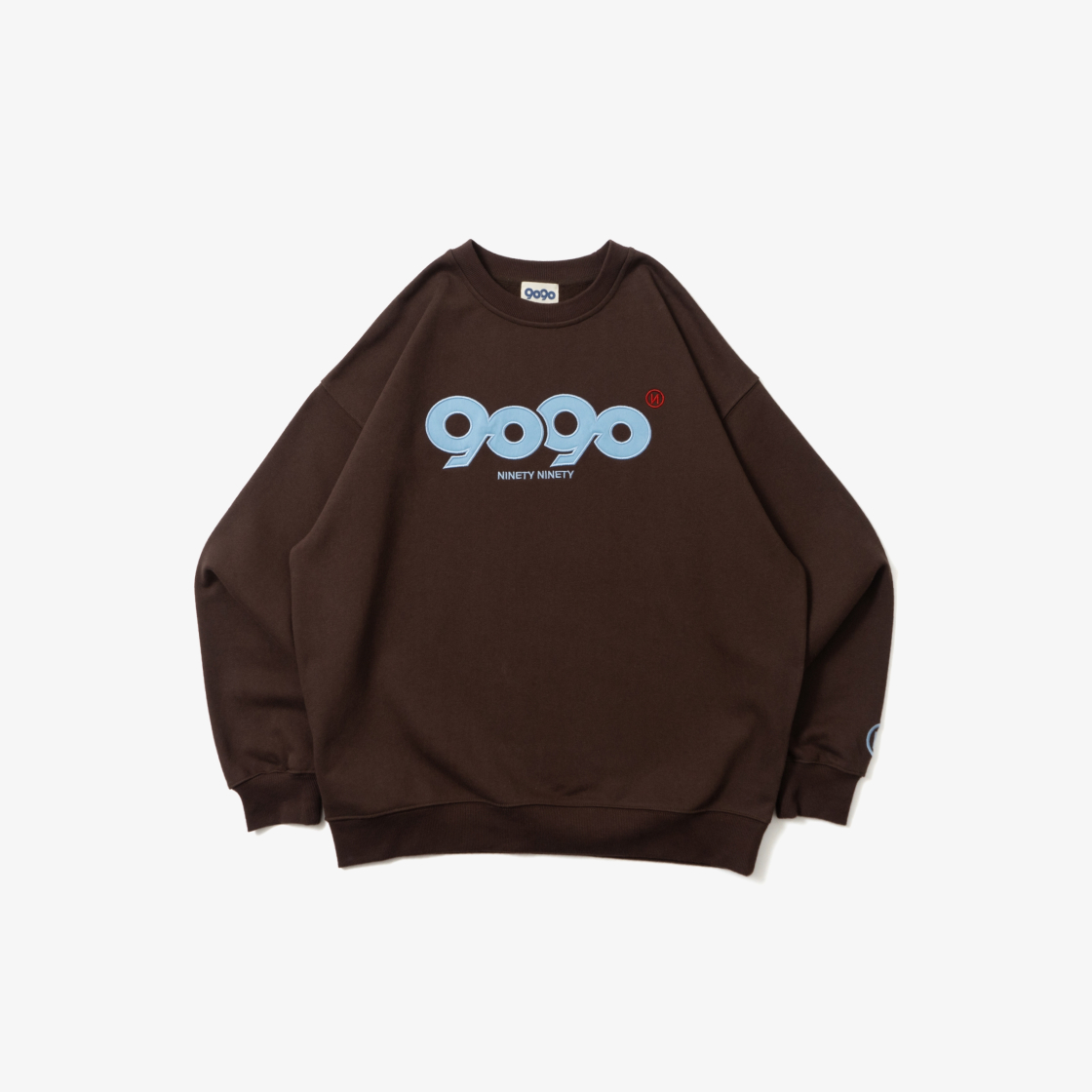 9090 OG 로고 사틴 크루넥 스웨트 다크 브라운(9090 OG Logo Satin Crewneck Sweat Dark Brown)