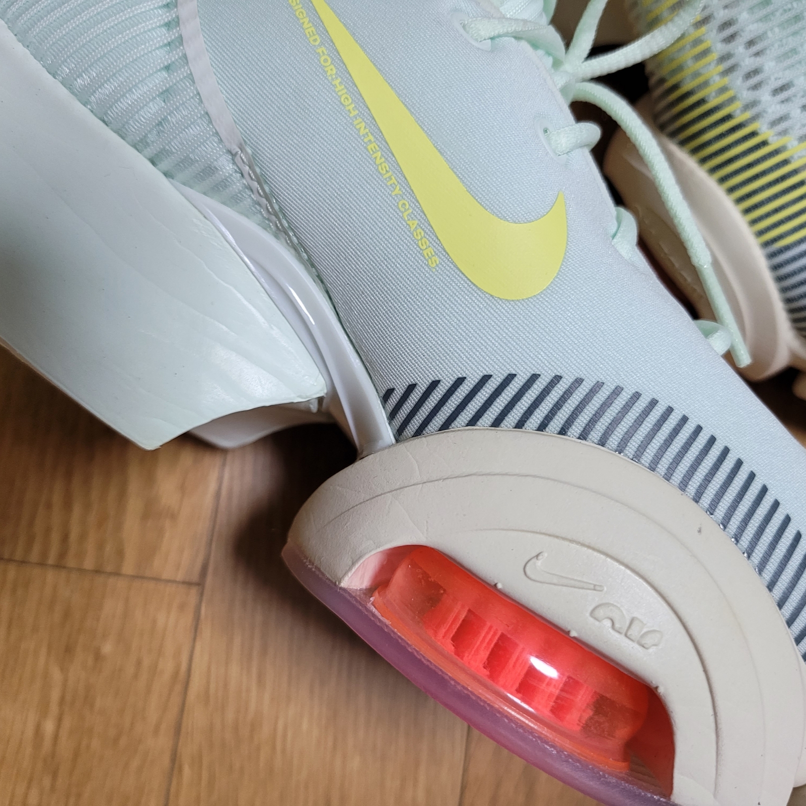 (W) Nike Air Zoom SuperRep 2 Barely Green Light Zitron 착용 스타일 - 2