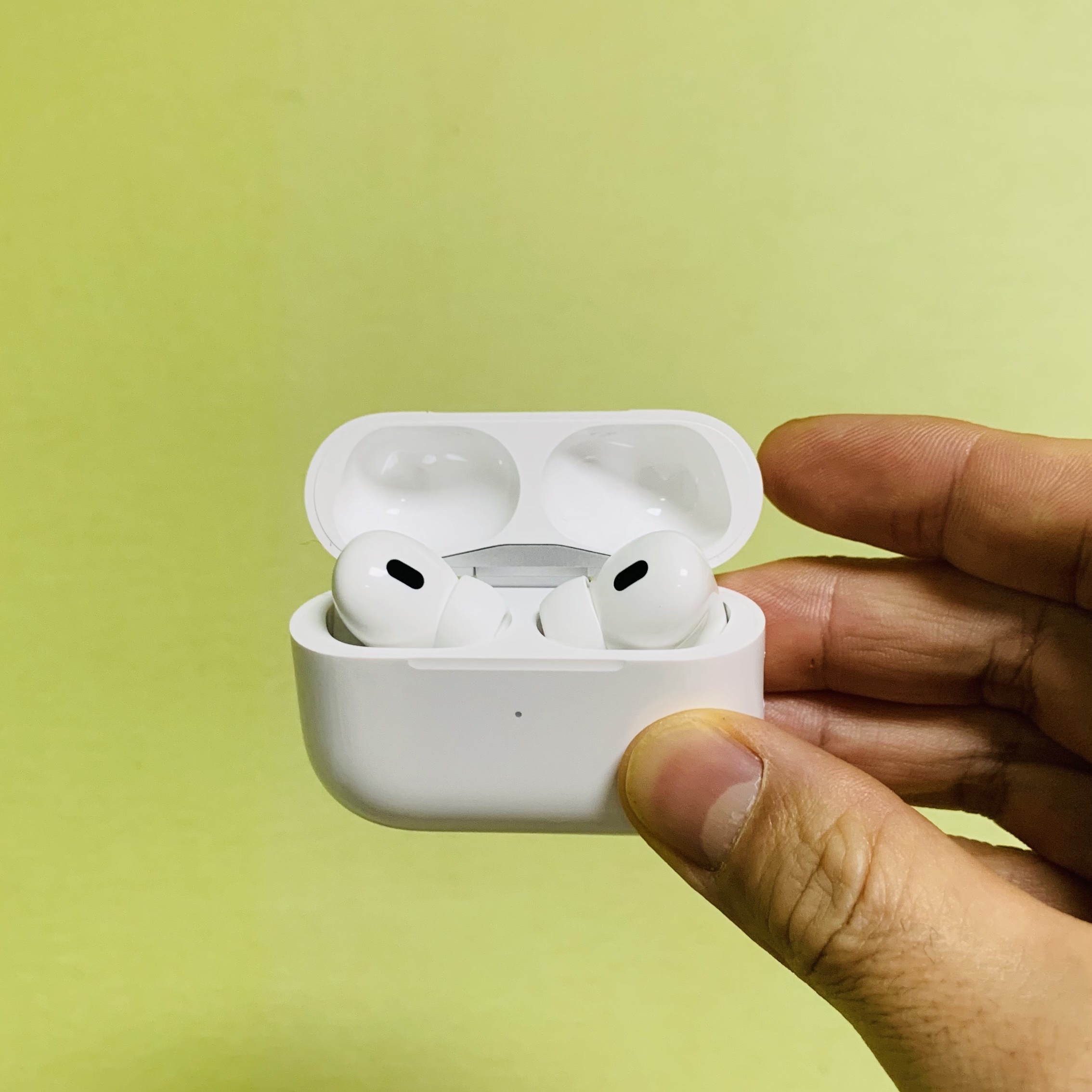 Apple Airpods Pro 2nd Gen with MagSafe Charging Case USB C (Korean Ver.) 착용 스타일