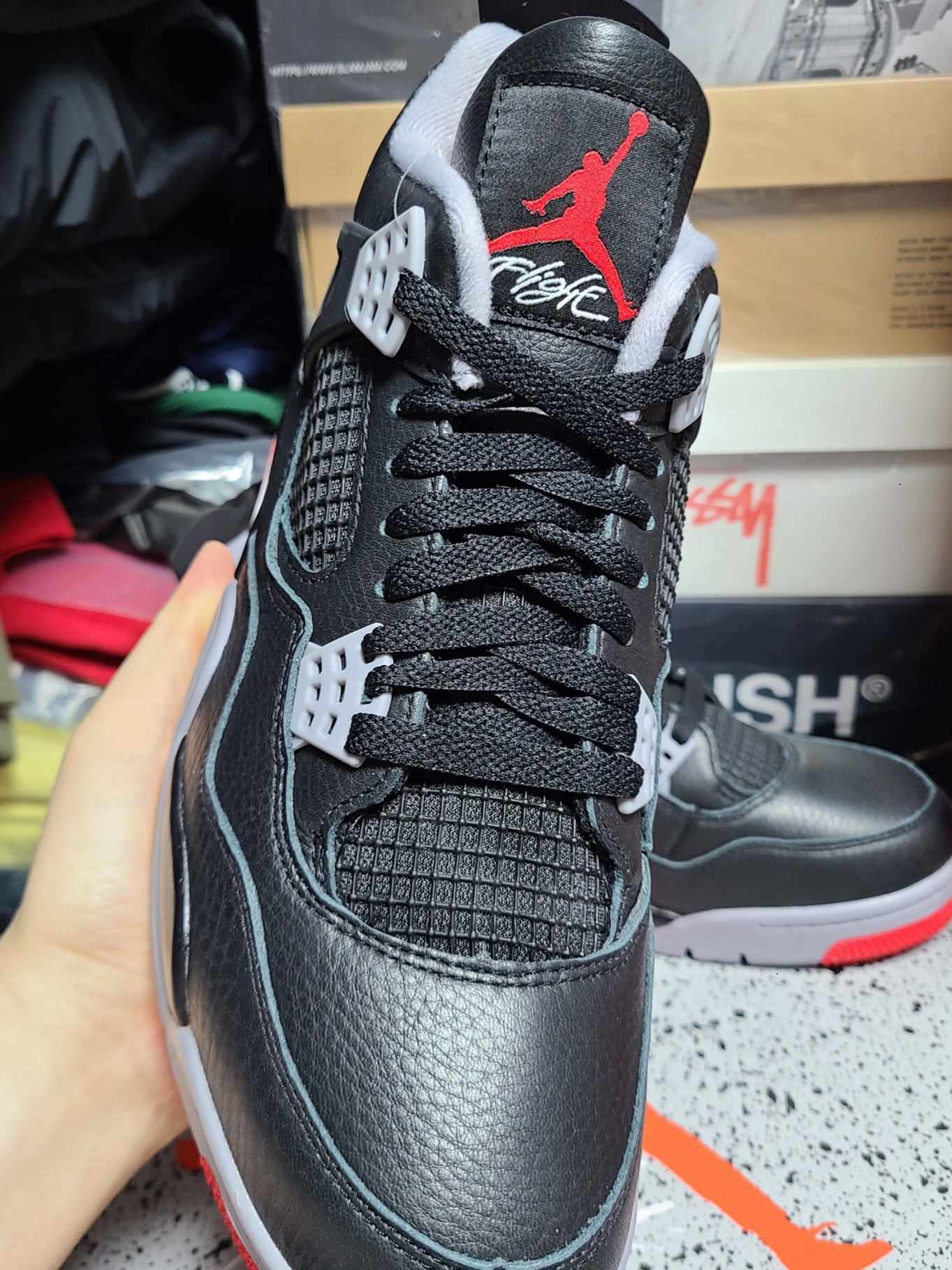 Jordan 4 Retro Bred Reimagined 착용 스타일 - 3