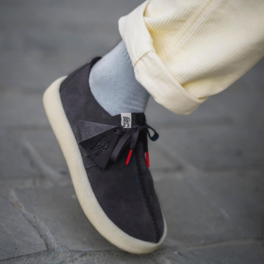 Clarks Trek Cup Black Suede 착용 스타일