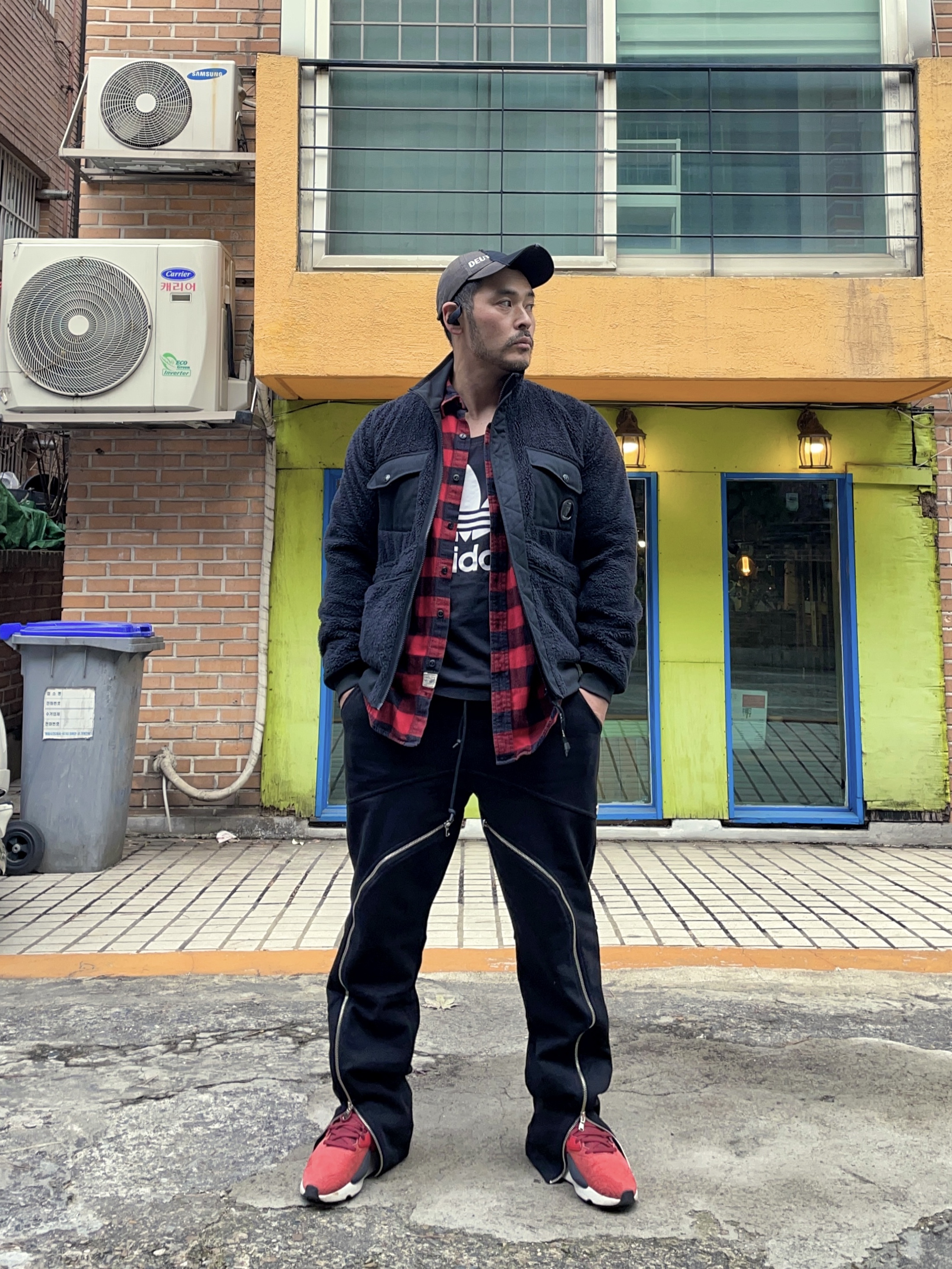 Y-3 카이와 쉐도우 그린 착용 스타일 - 2