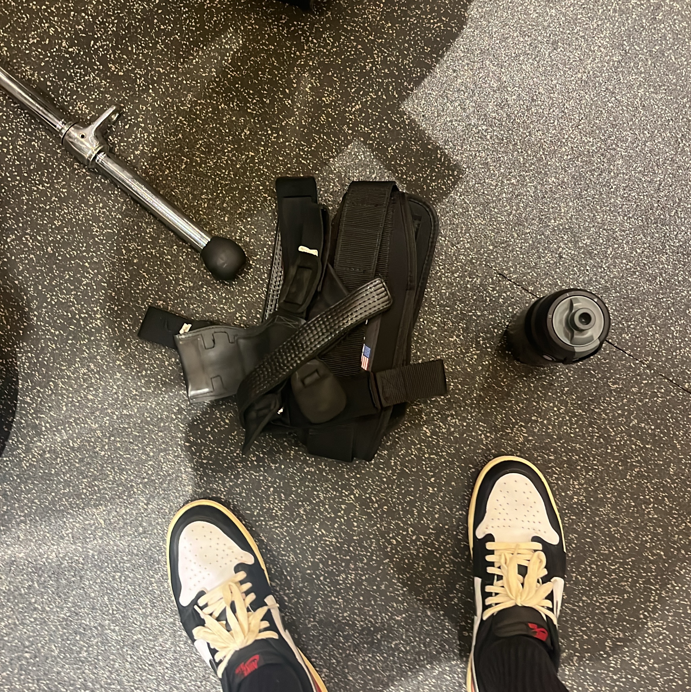 Jordan 1 Retro Low OG Black Toe 착용 스타일