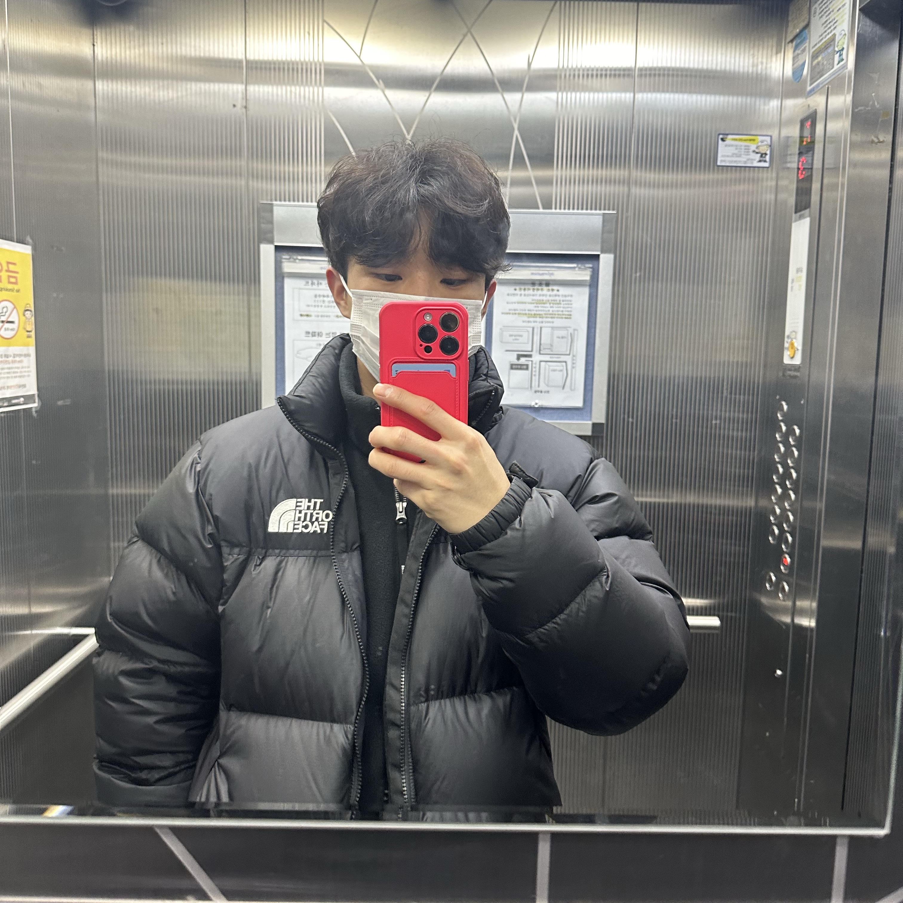 The North Face 1996 Eco Nuptse Jacket Black 착용 스타일