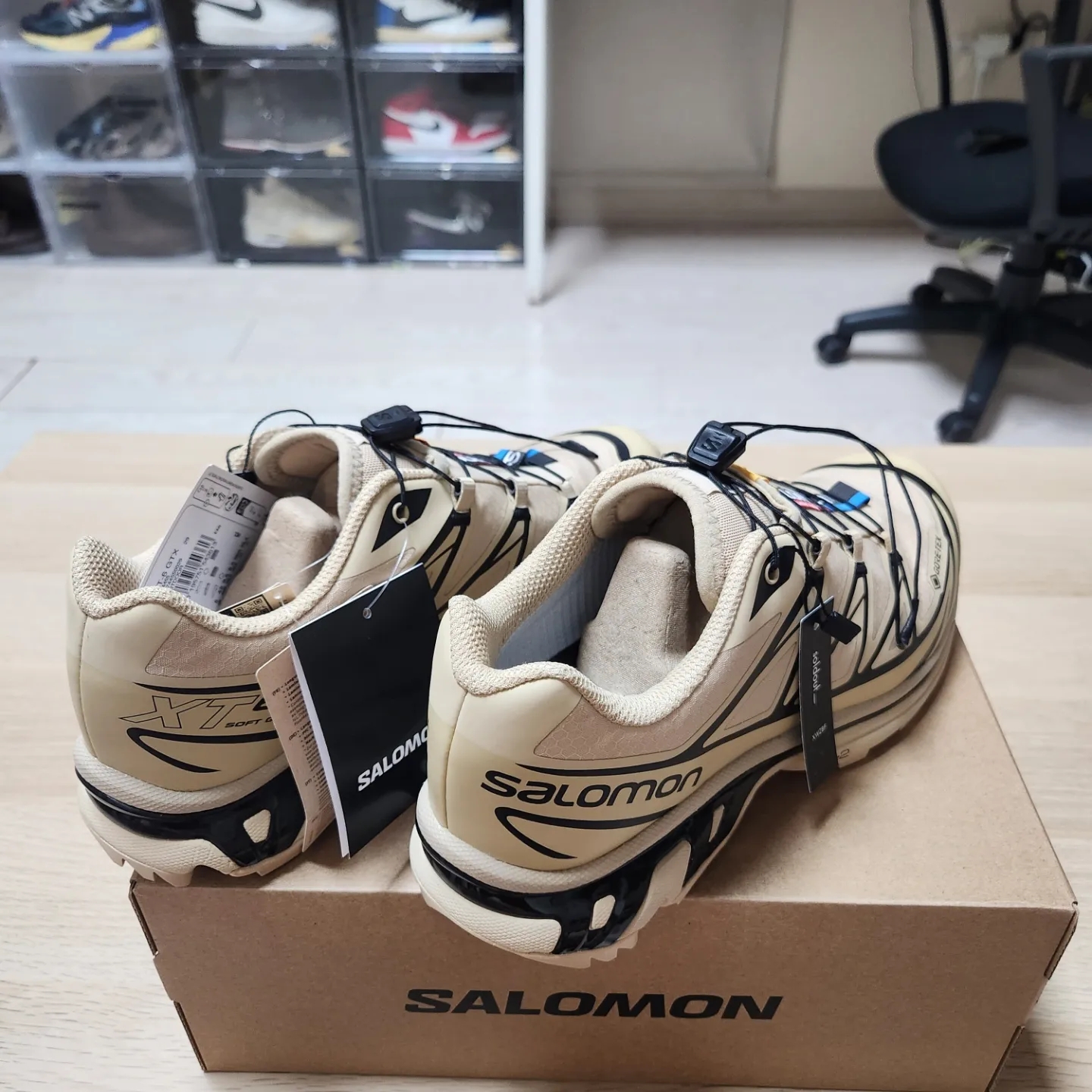 Salomon XT-6 GTX Safari Black 착용 스타일 - 5