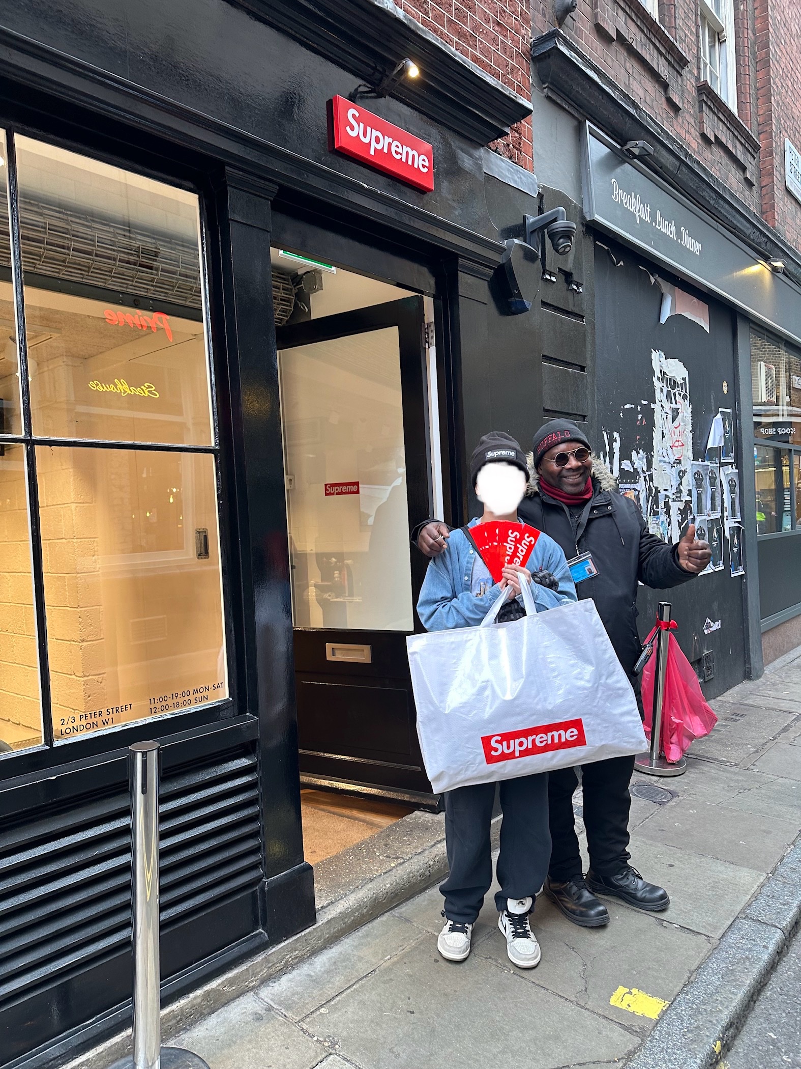 Supreme x The North Face Suede Nuptse Jacket Black - 23FW, Supreme Small Box Shirt Denim - 23FW 착용 스타일 - 2