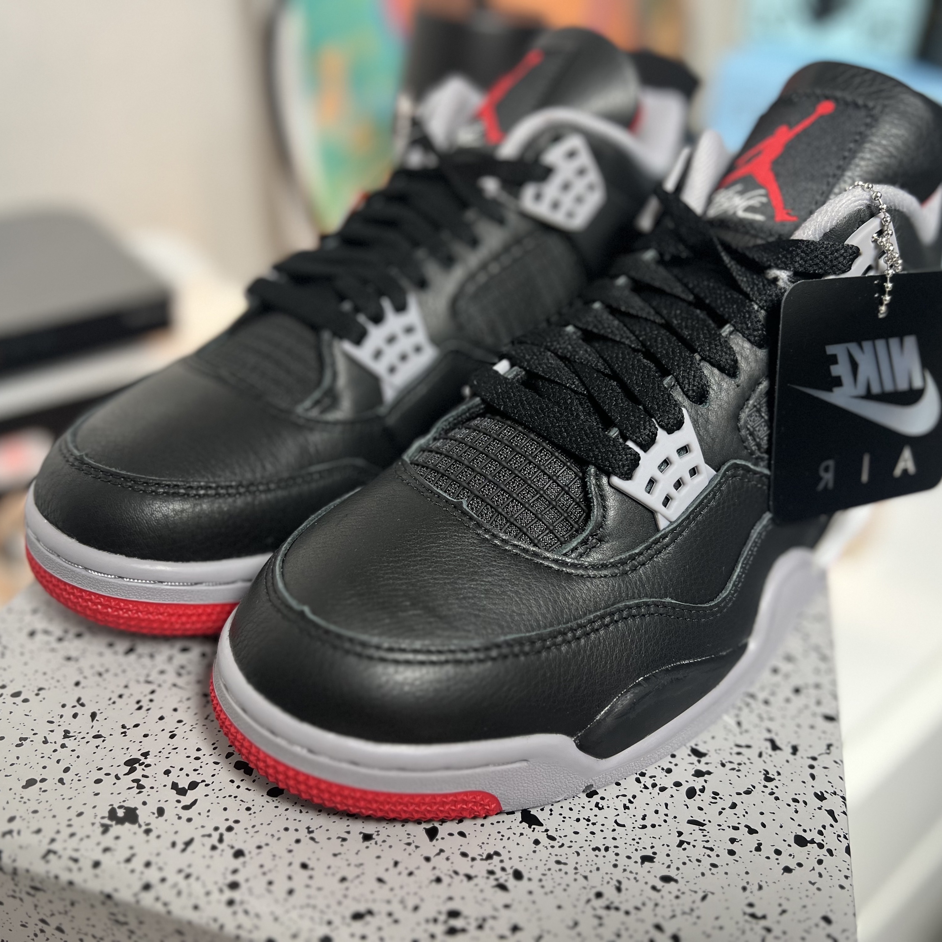 Jordan 4 Retro Bred Reimagined 착용 스타일 - 1