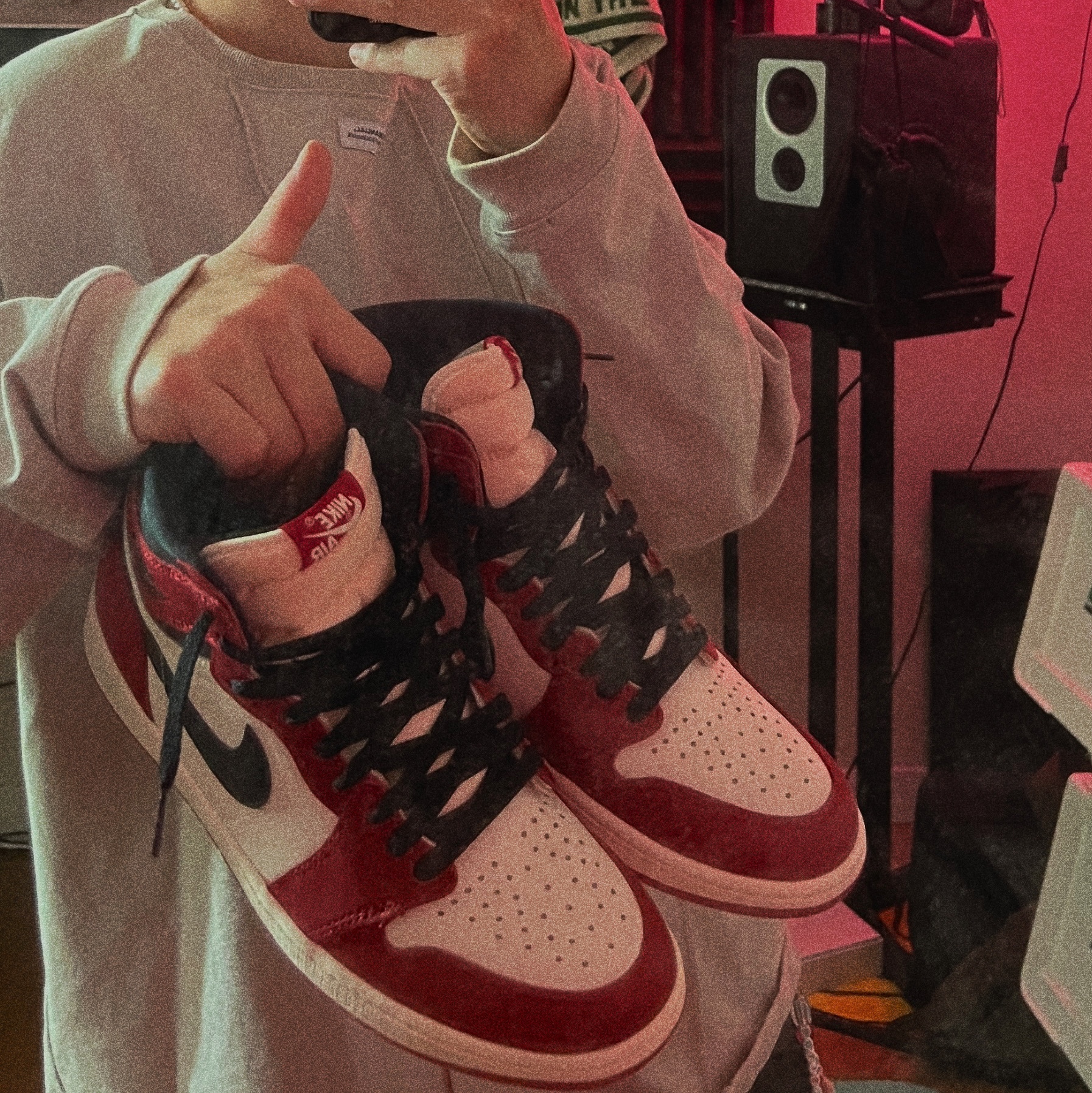 Jordan 1 Retro High OG Chicago 2022 착용 스타일 - 3