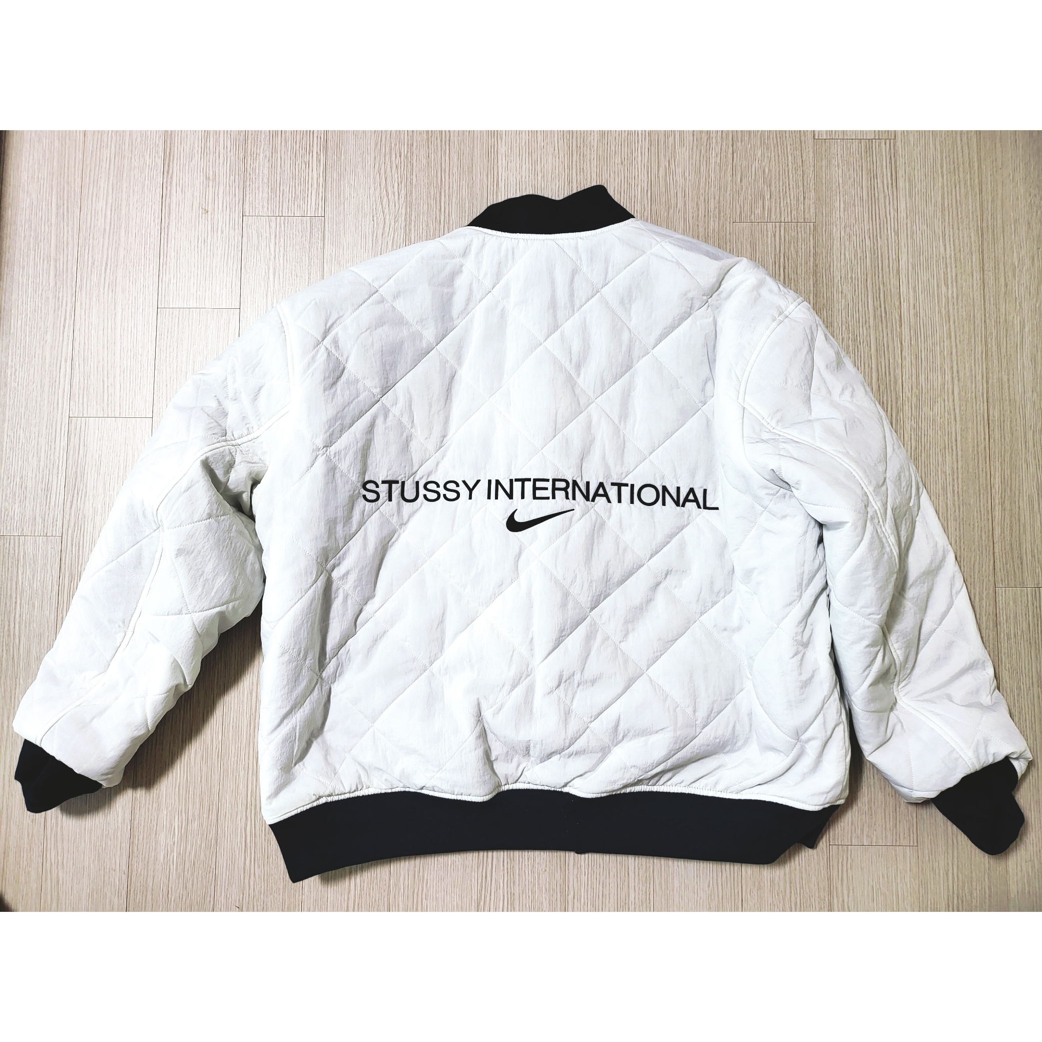 Nike x Stussy Reversible Jacket Black (FJ9153-010) 착용 스타일 - 3