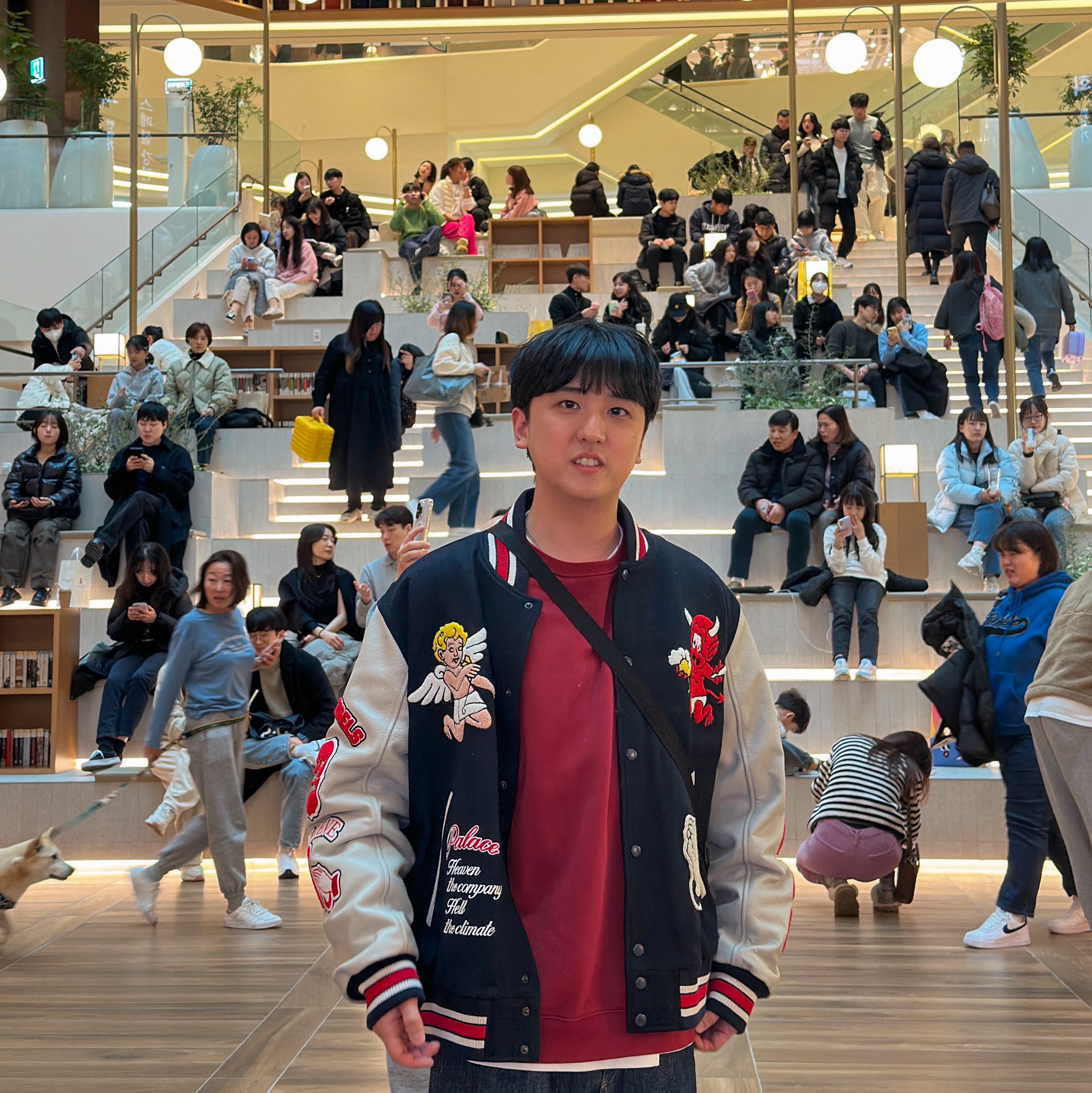 팔라스 폴른 엔젤 바시티 자켓 네이비 - 23SS, 조던 1 레트로 하이 OG 페이턴트 브레드 착용 스타일 - 2