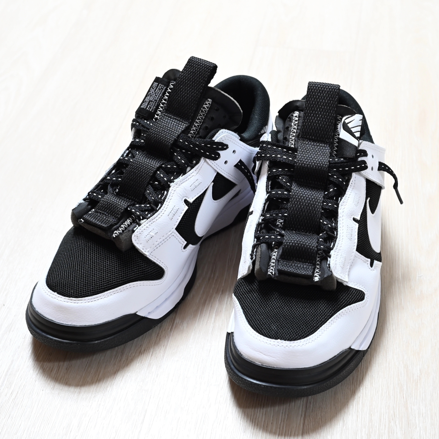 Nike Air Dunk Jumbo Black White 착용 스타일 - 1