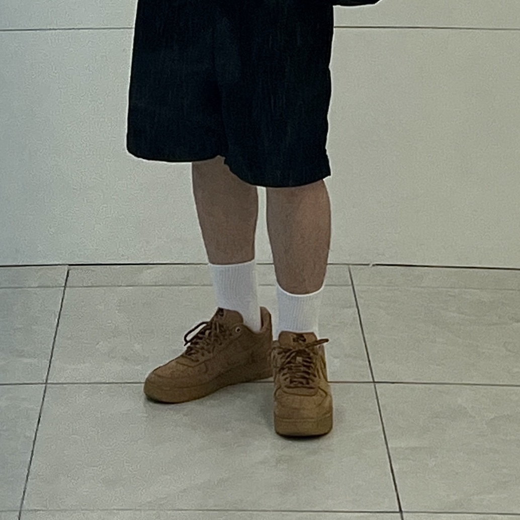 Nike Air Force 1 '07 WB Flax 착용 스타일
