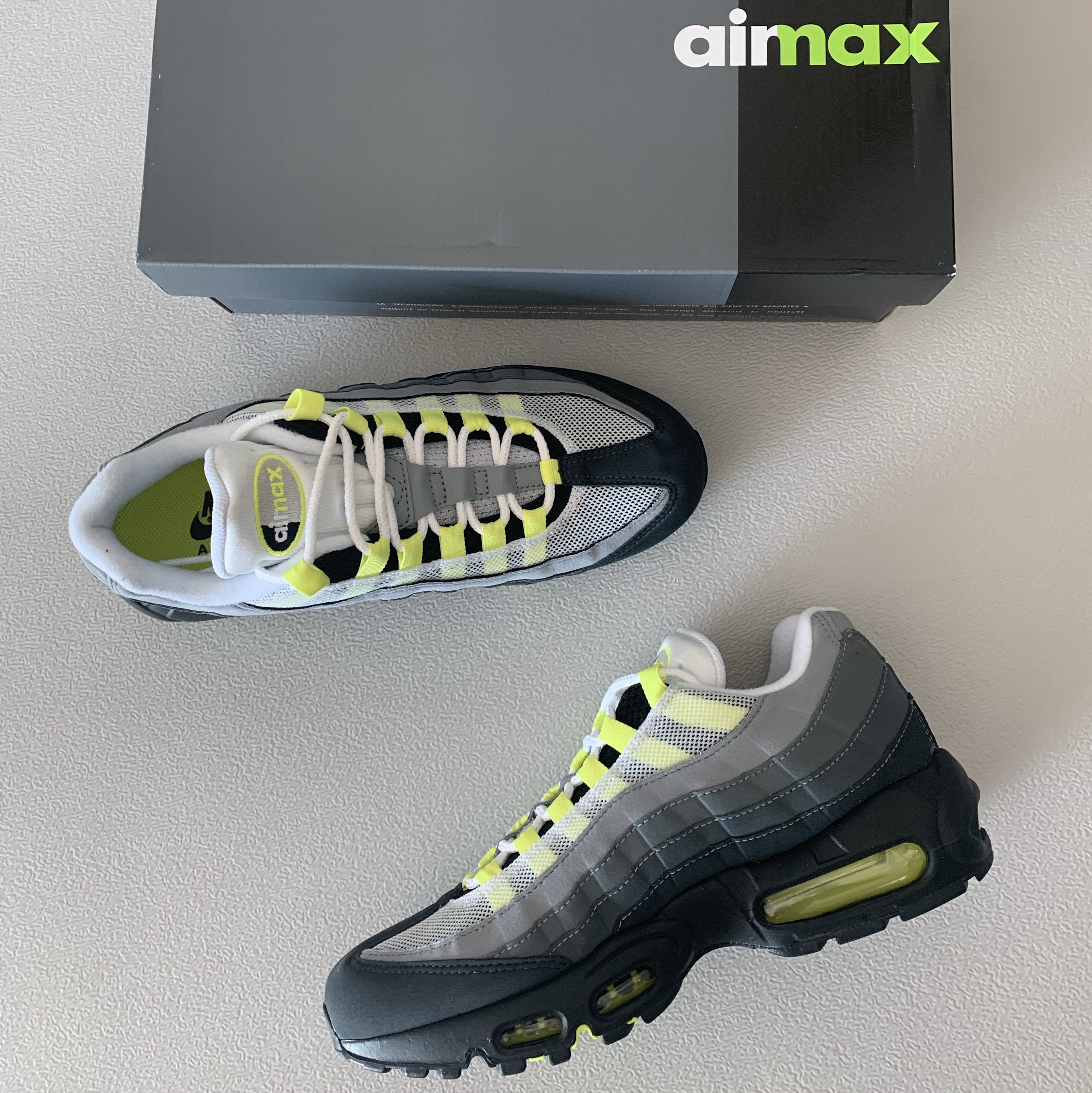 Nike Air Max 95 OG Neon Yellow 2020 착용 스타일
