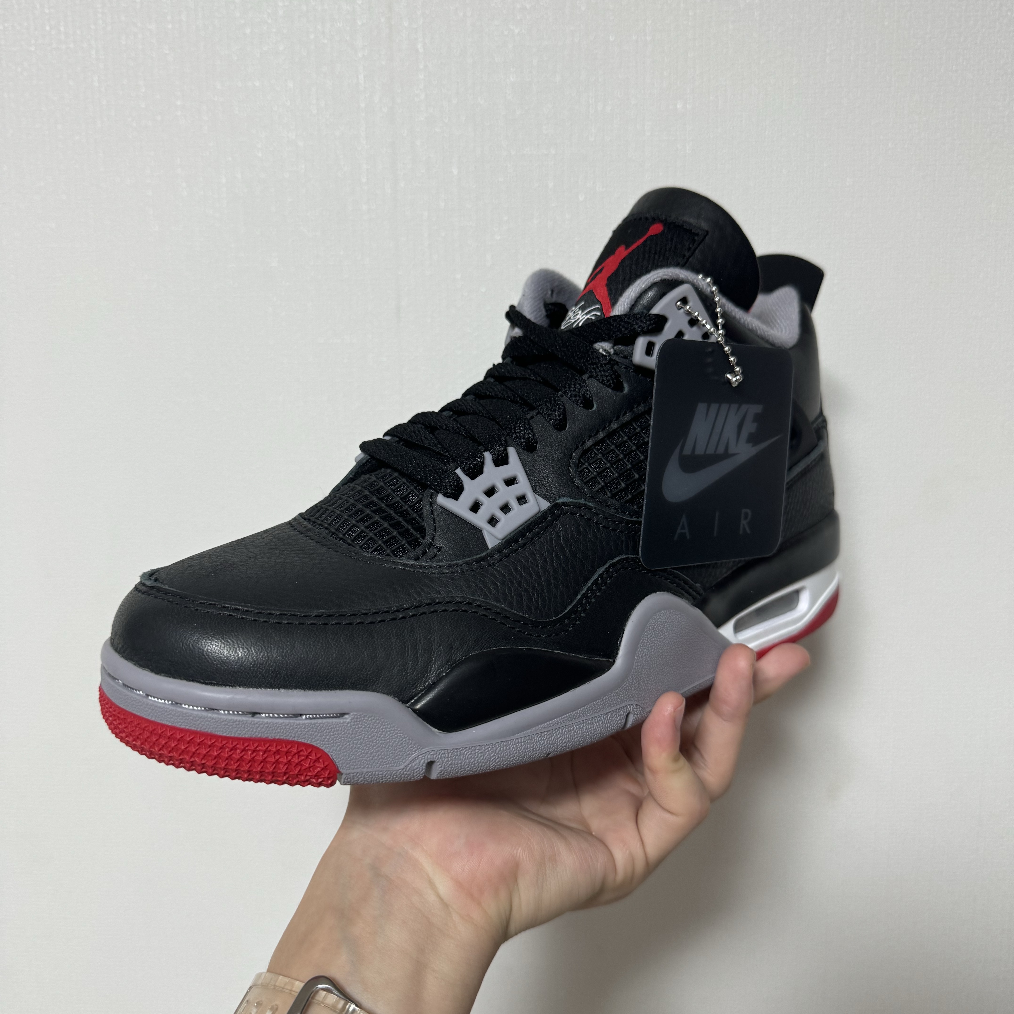 Jordan 4 Retro Bred Reimagined 착용 스타일 - 1