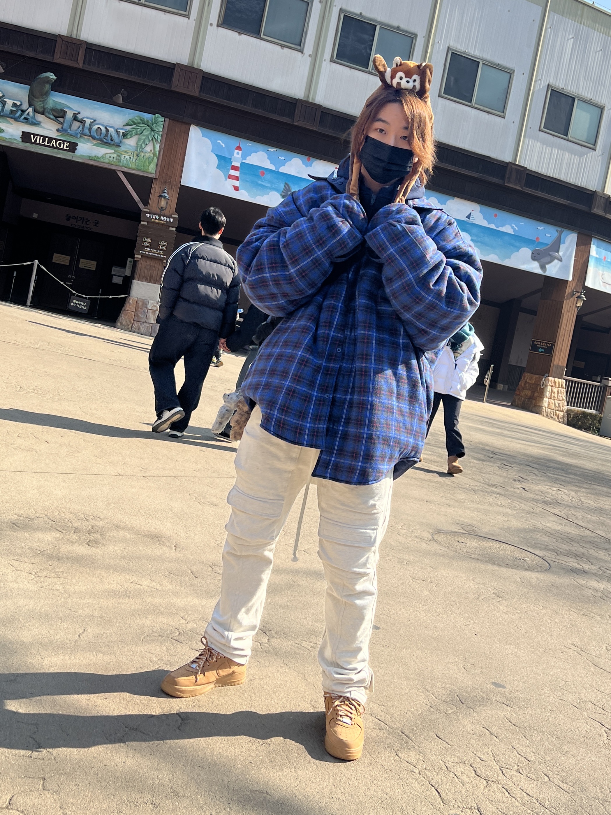 Project G/R Reversible Padded Check Shirt Navy, Nike x Supreme Air Force 1 Low Flax 착용 스타일 - 2