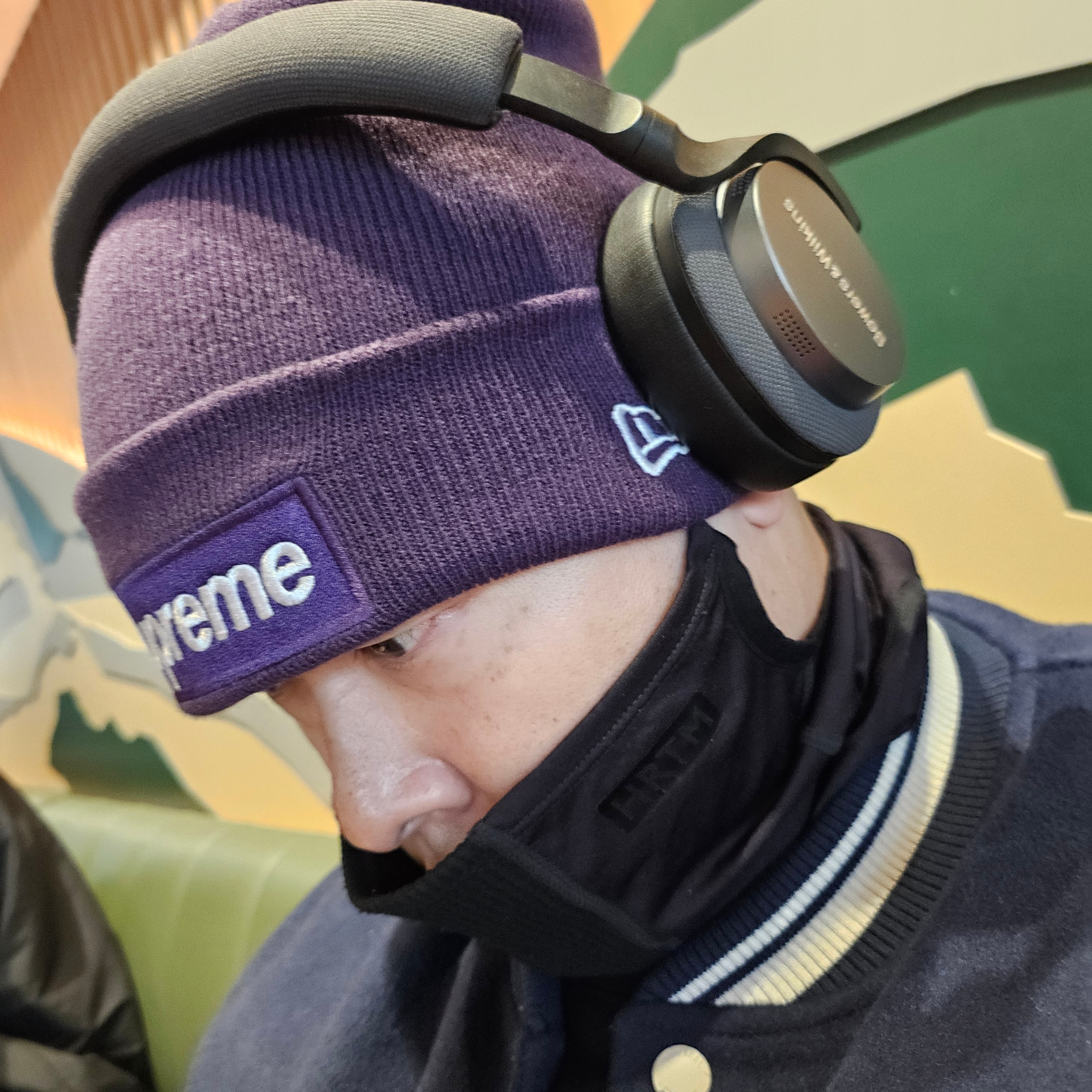 Supreme New Era Box Logo Beanie Dark Purple - 23FW, HRTM x NAROO V101 Half Balaclava Black 착용 스타일 - 1