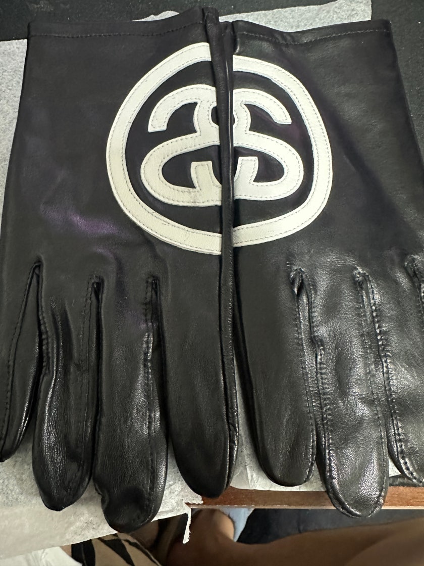 あ*か様 Stussy SS LINK LEATHER GLOVES 手袋　レザ あ*か様 Stussy SS LINK LEATHER GLOVES 手袋 レザ 스투시 SS 링크