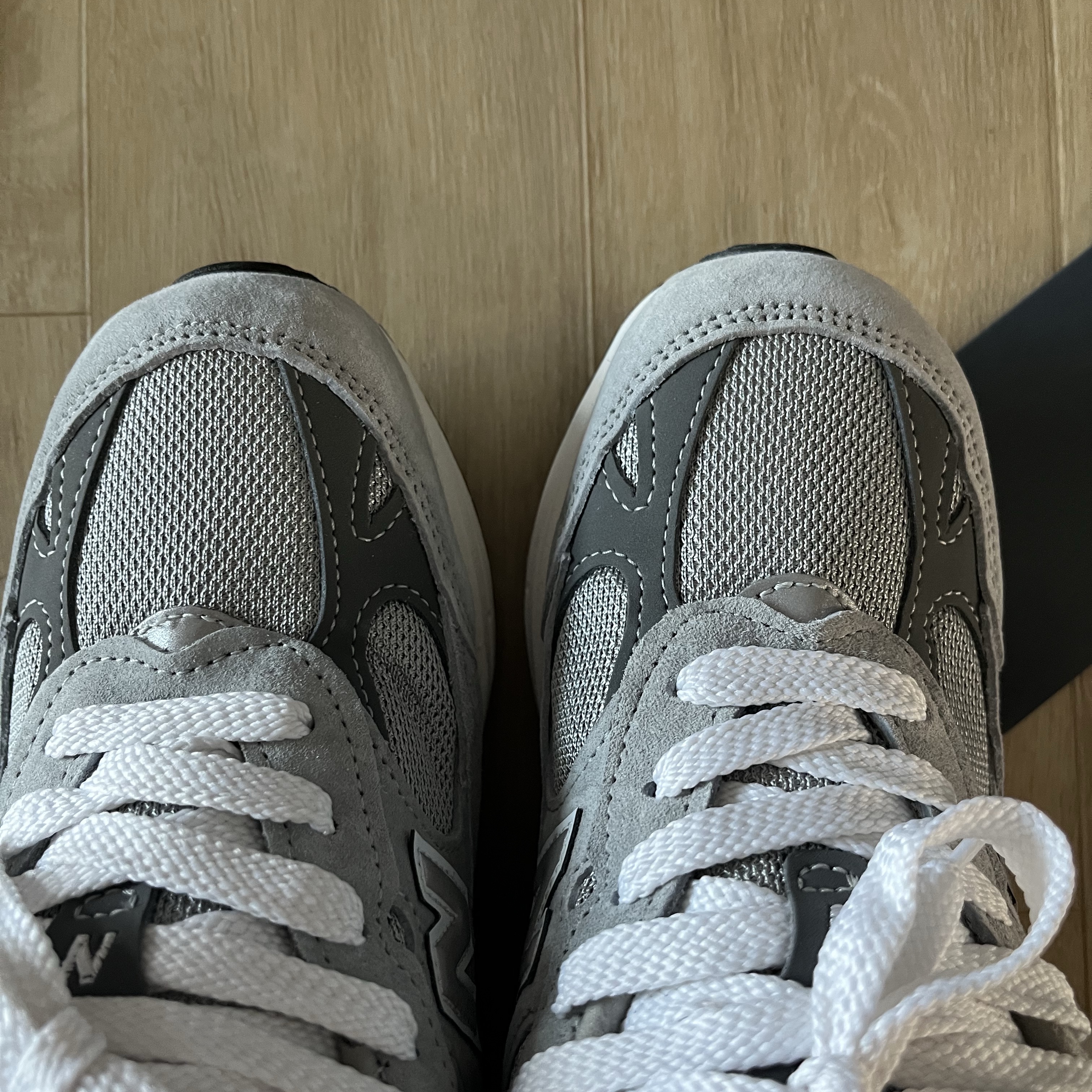 (W) New Balance 993 Made in USA Grey - B Standard 착용 스타일 - 1