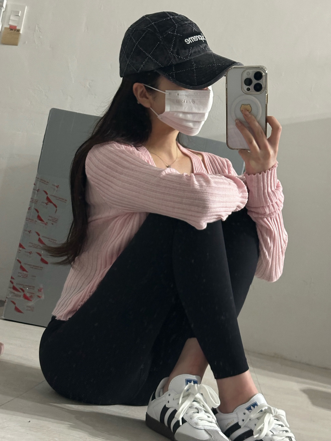 Supreme Punched Denim Camp Cap Black - 23FW, Adidas Samba OG Cloud White 착용 스타일