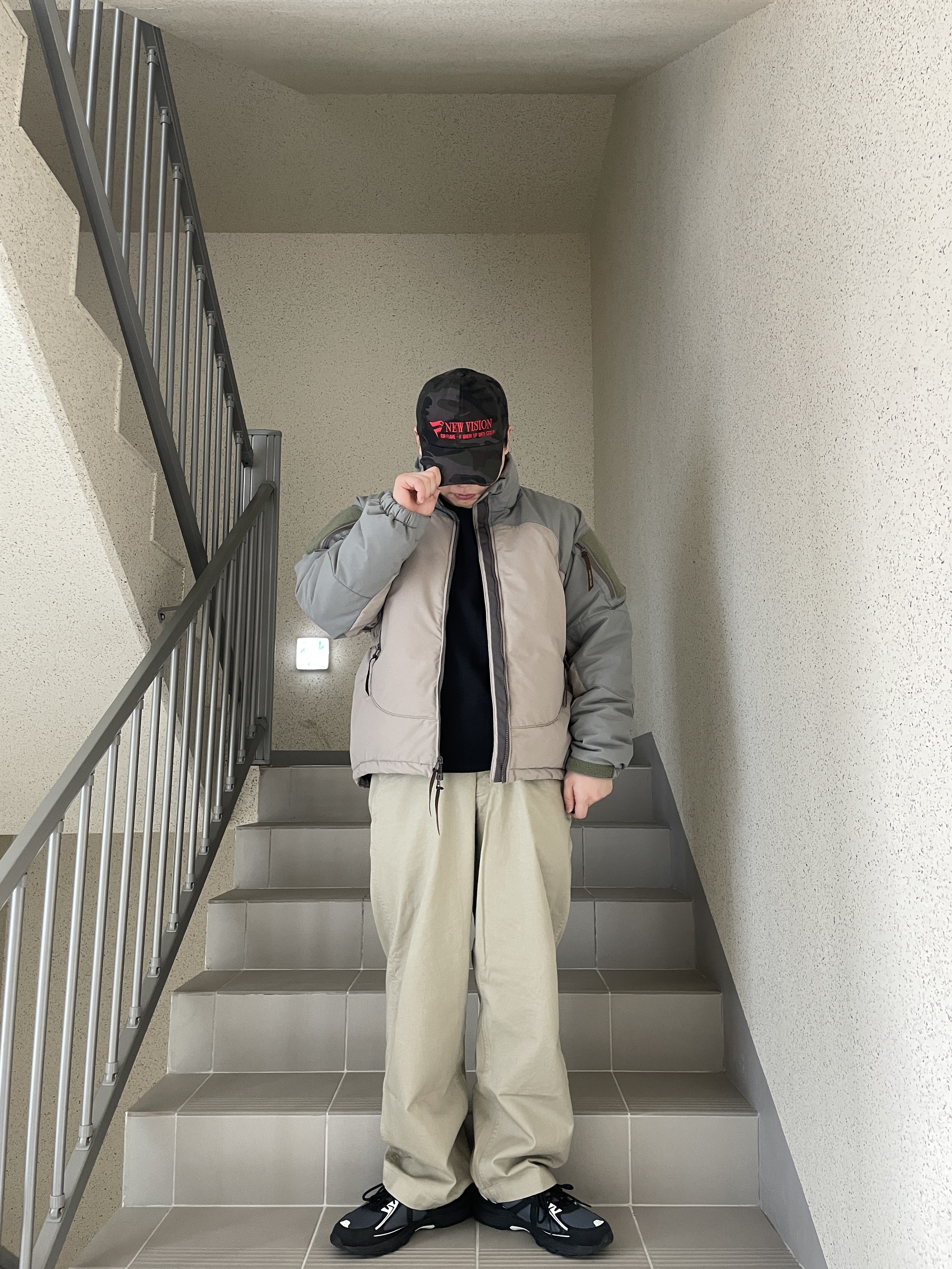 Asics Gel-Venture 6 Carrier Grey, ETCE New Vision Camo Cap Night Jungle 착용 스타일 - 1