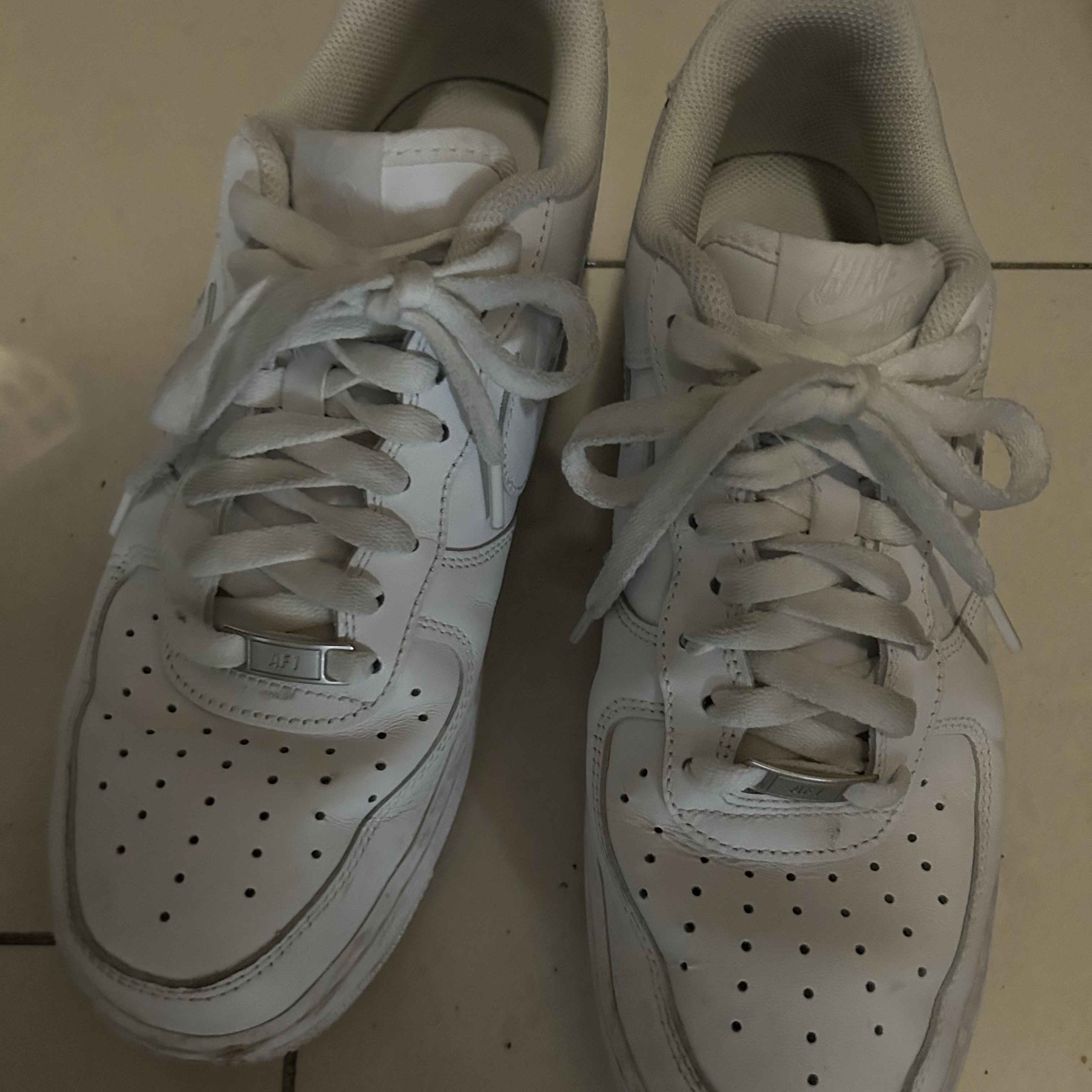 Nike Air Force 1 '07 Low White 착용 스타일