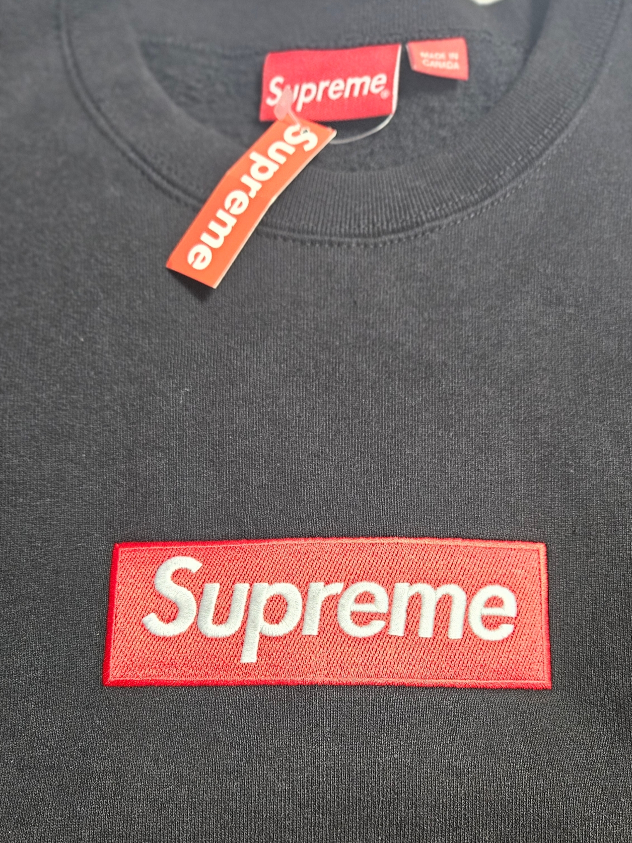 Supreme Box Logo Crewneck Black - 22FW 착용 스타일