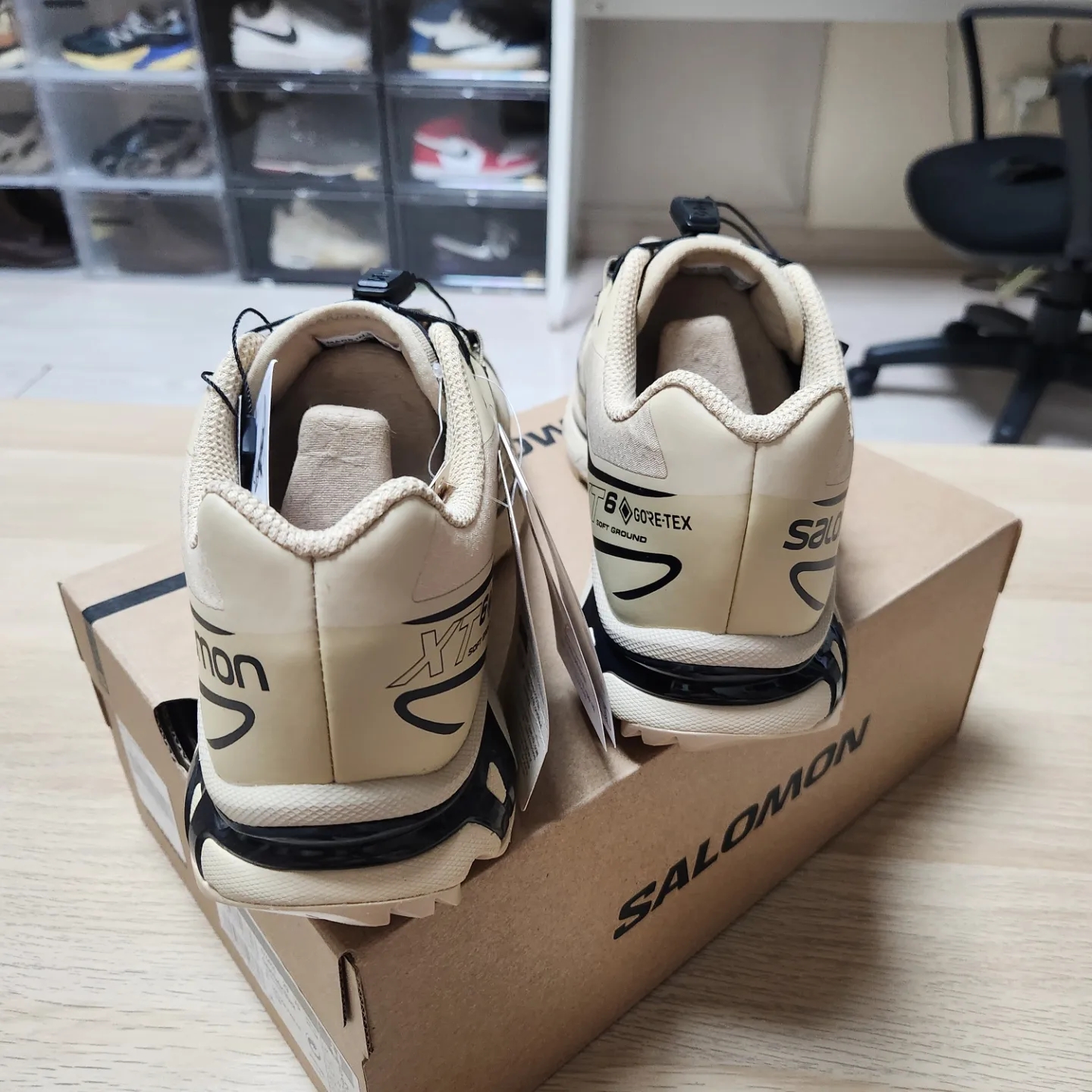 Salomon XT-6 GTX Safari Black 착용 스타일 - 6