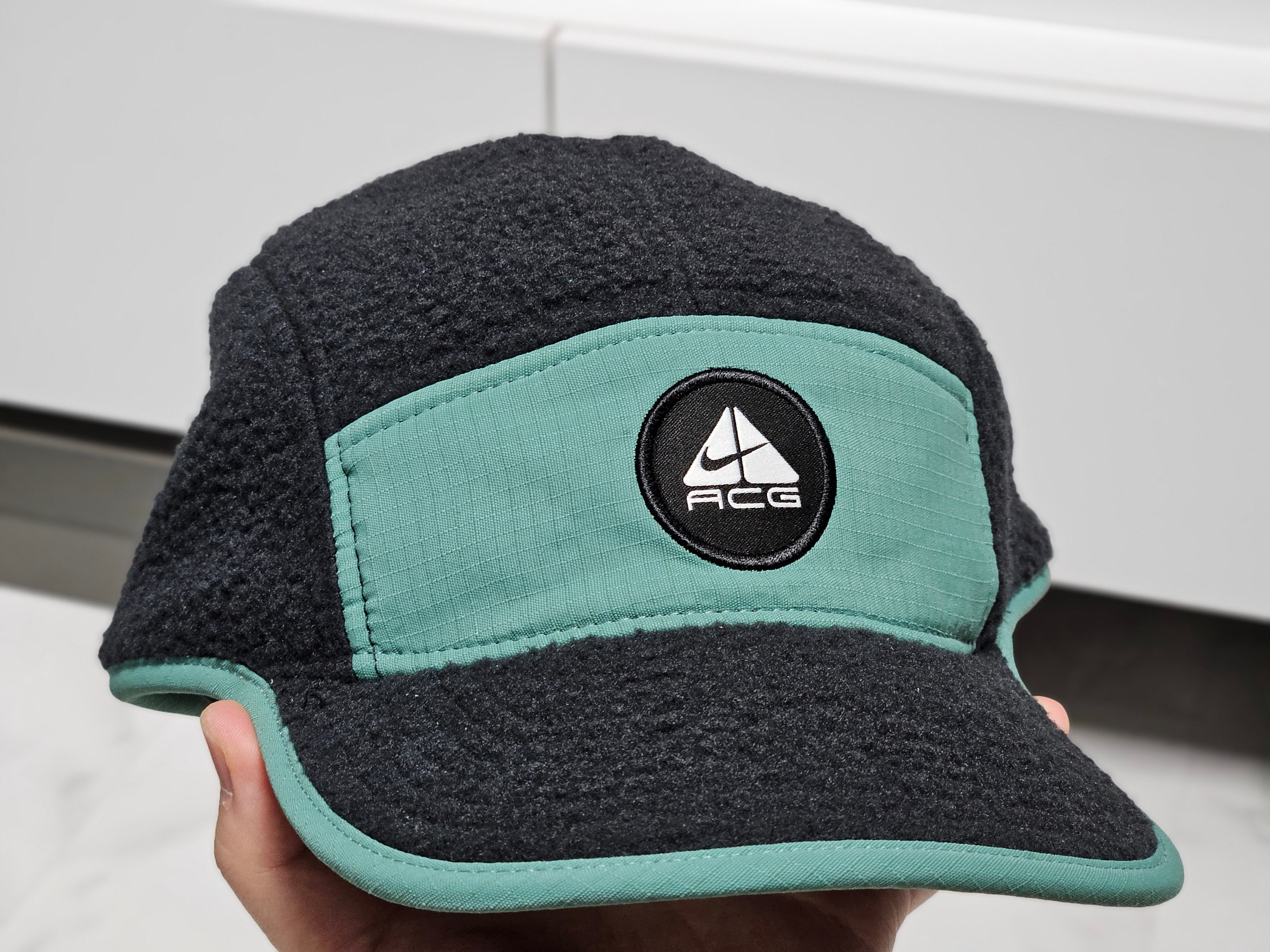 Nike ACG Therma-Fit Fly Unstructured Cap 착용 스타일 - 1