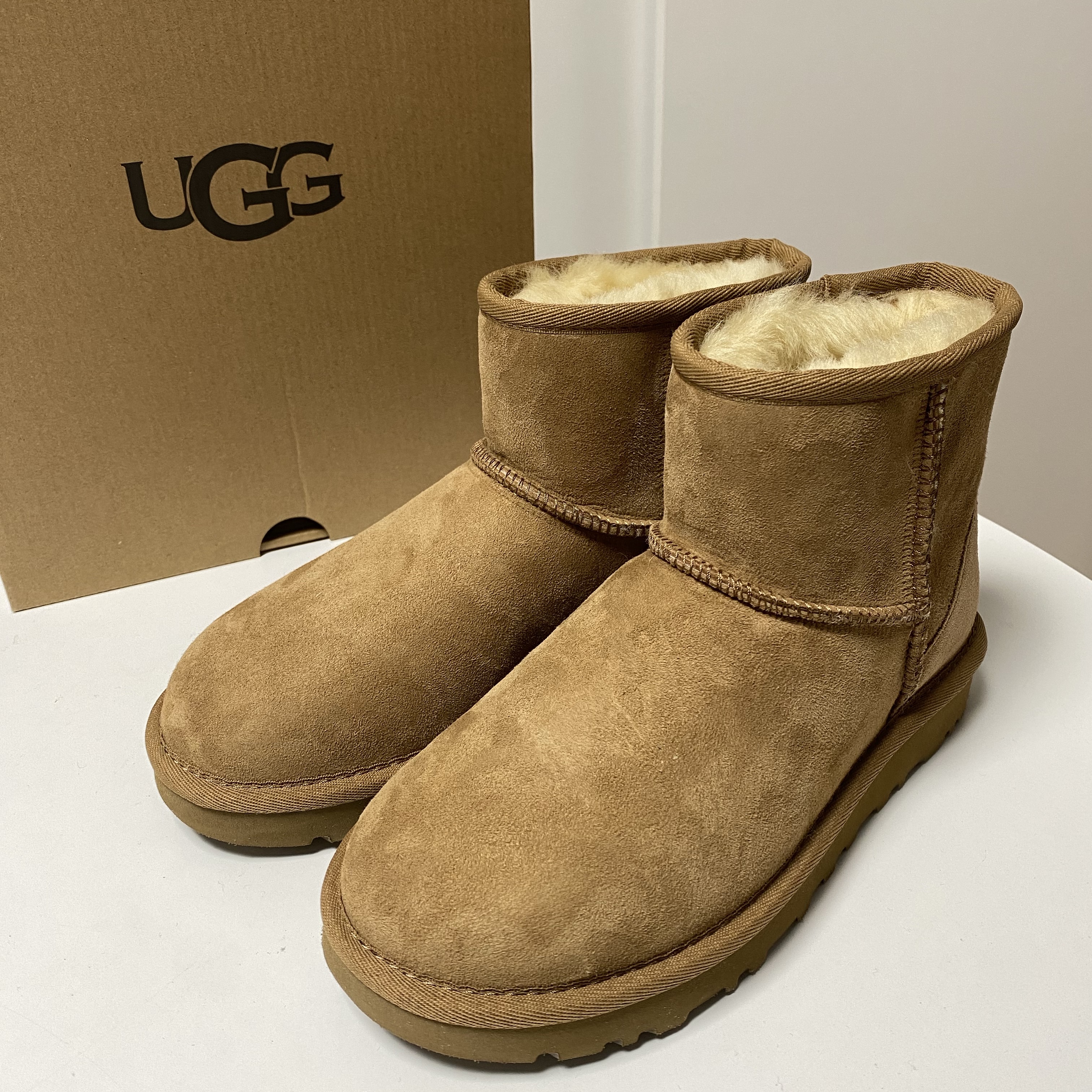 (W) UGG Classic Mini II Boots Chestnut 착용 스타일