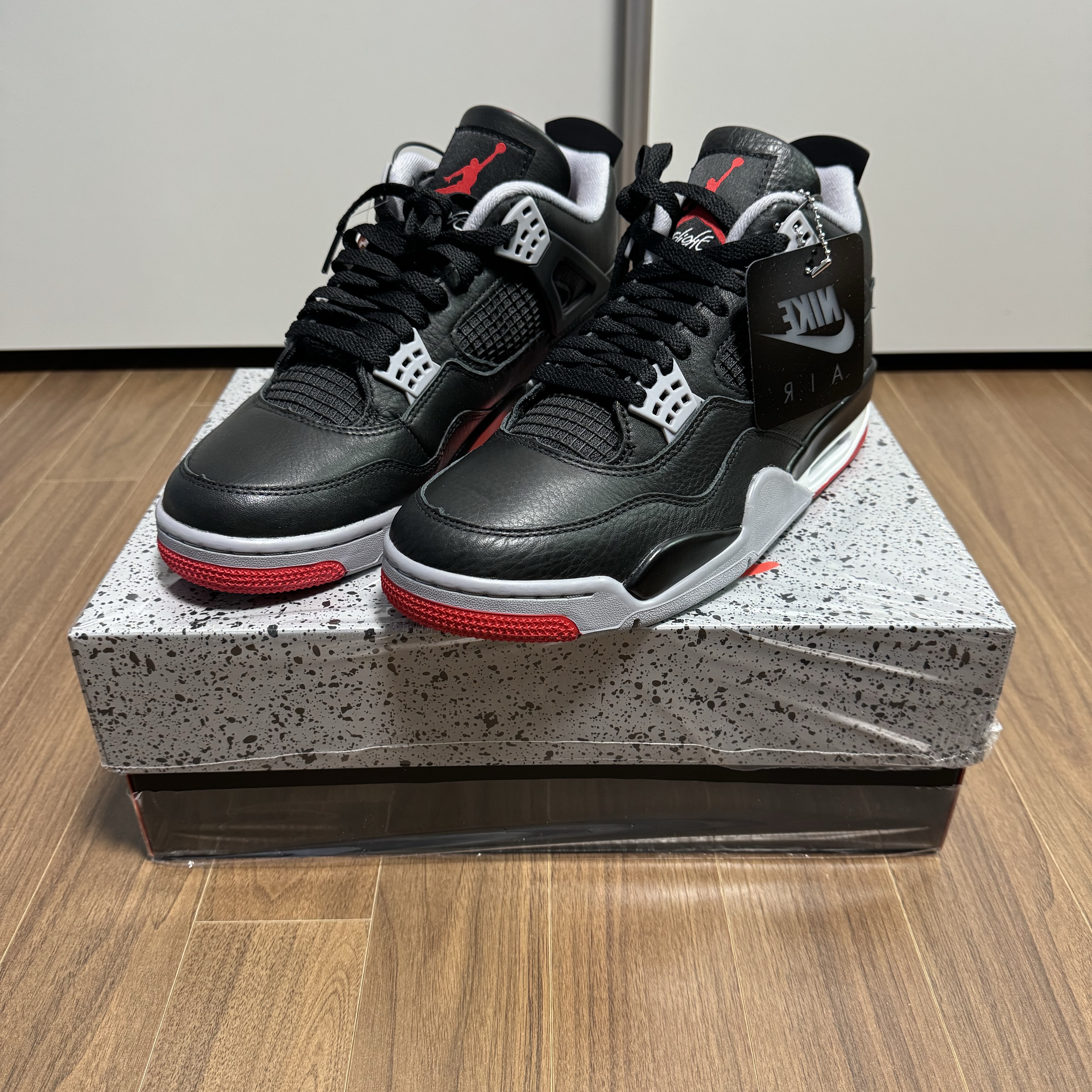 Jordan 4 Retro Bred Reimagined 착용 스타일