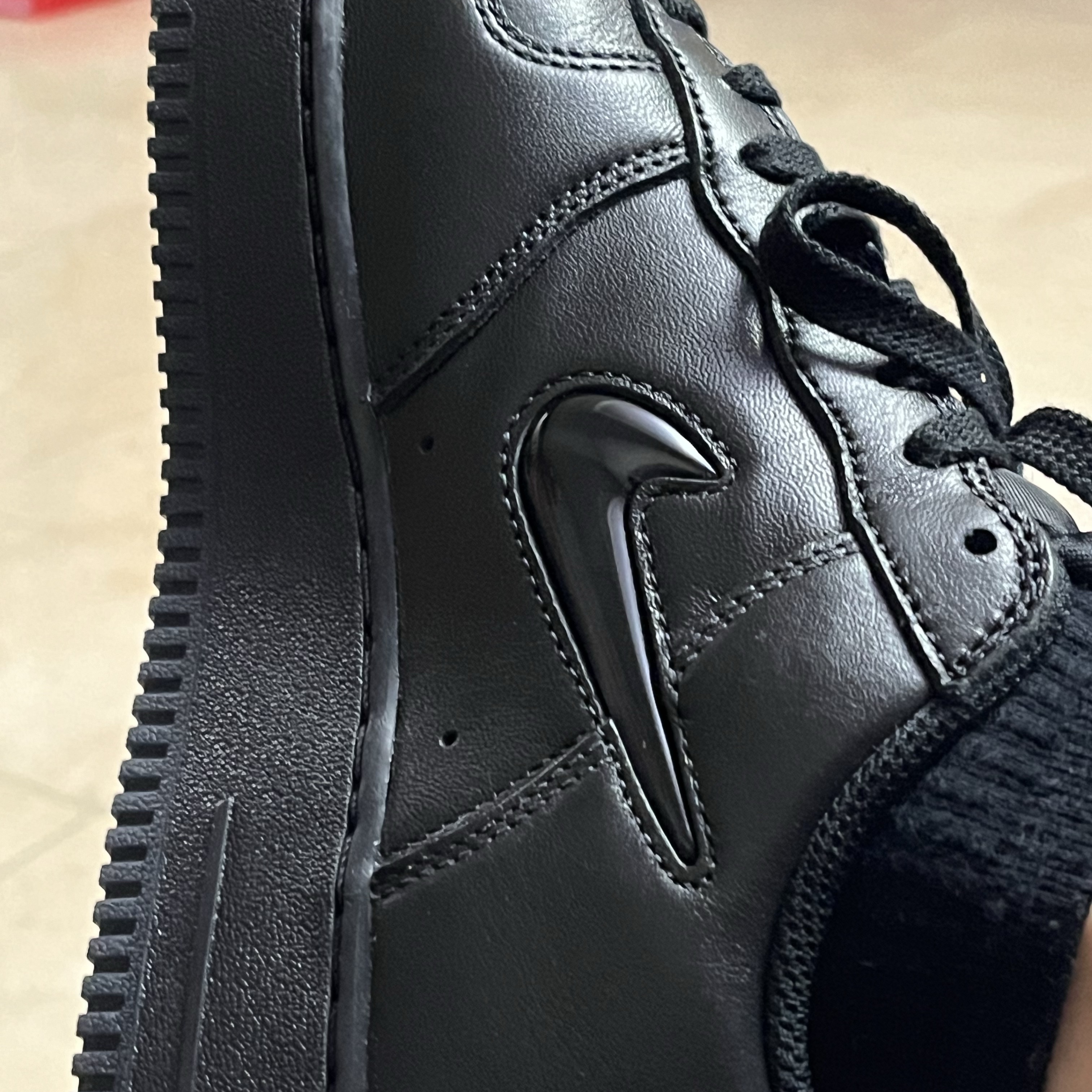 Nike Air Force 1 Low Color of The Month Black Jewel 착용 스타일