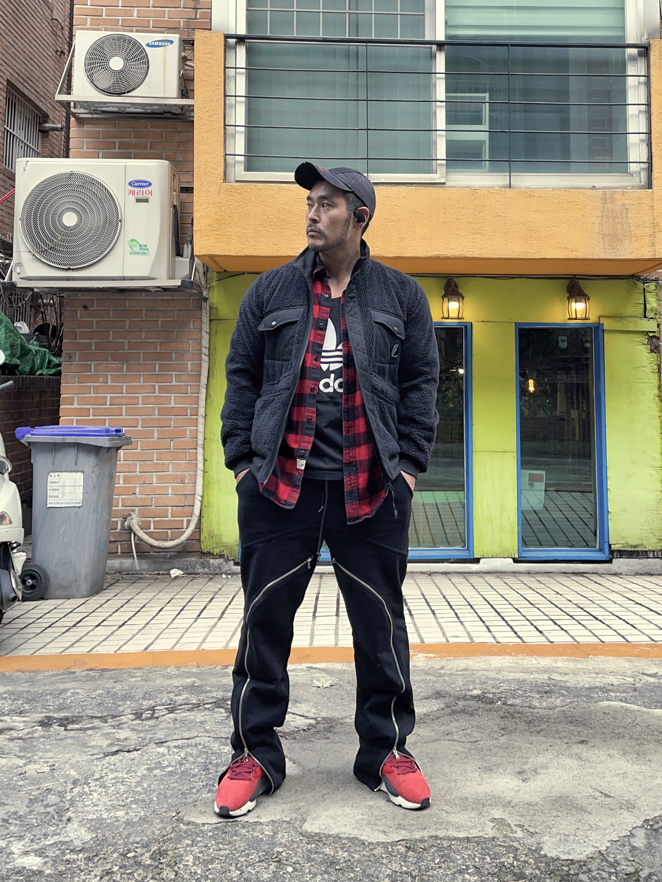 Y-3 카이와 쉐도우 그린 착용 스타일 - 3