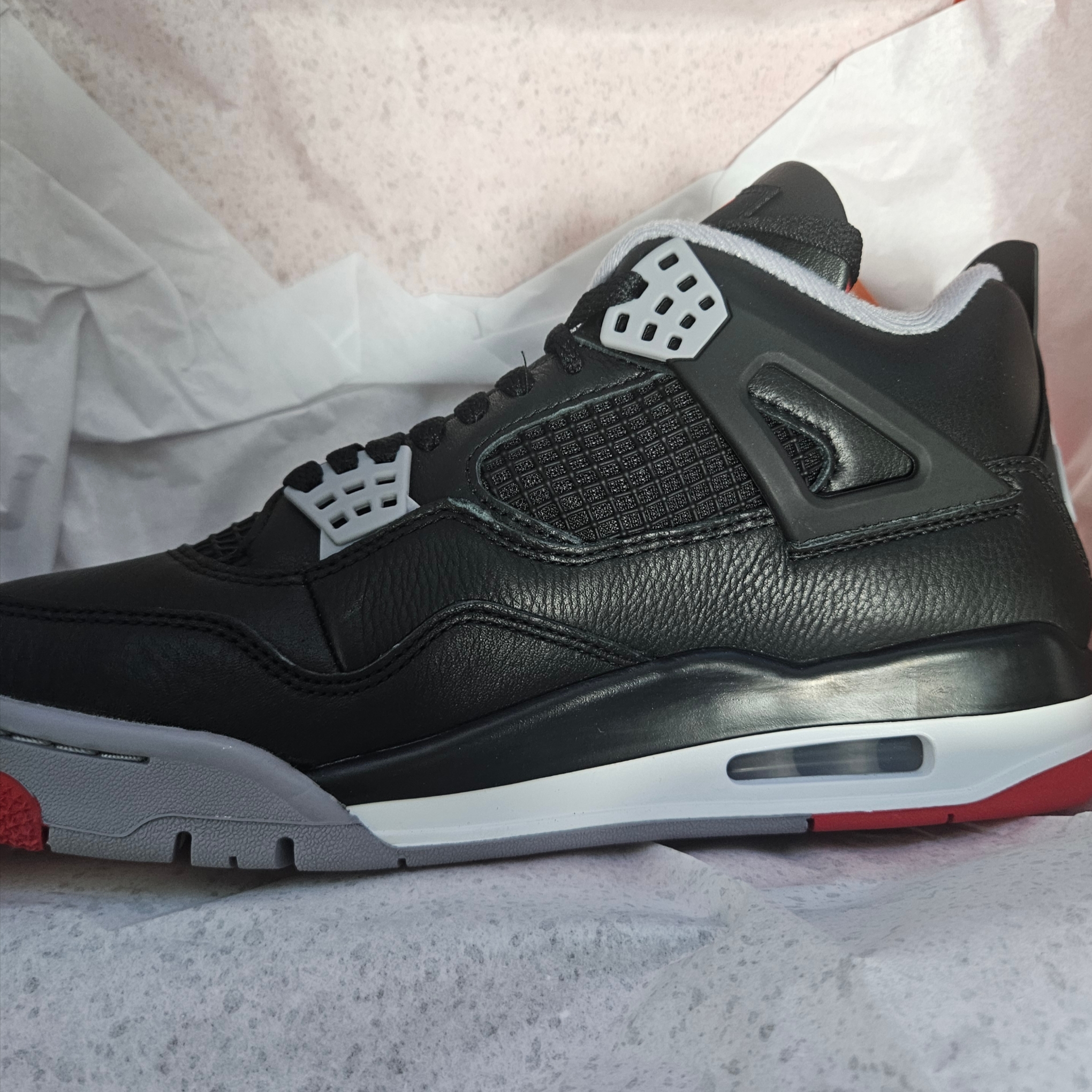 Jordan 4 Retro Bred Reimagined 착용 스타일