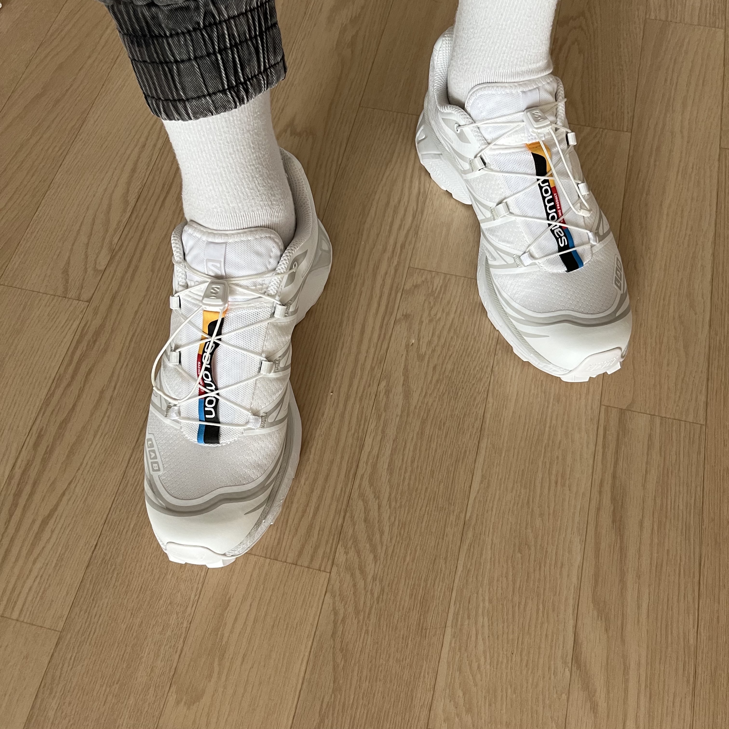 Salomon XT-6 ADV White 착용 스타일 - 1