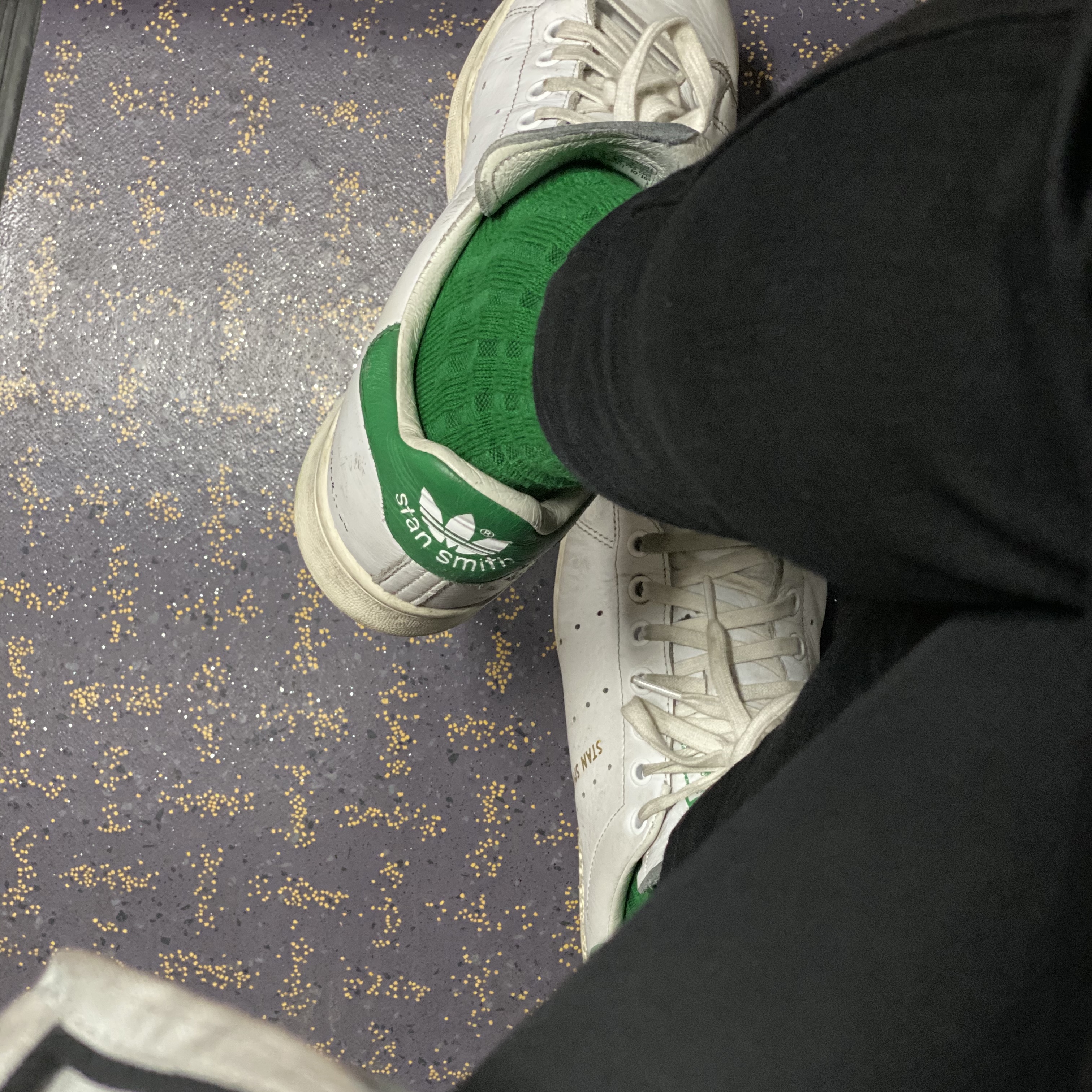 Adidas Stan Smith 80s Cloud White Green 착용 스타일 - 1