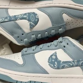 (W) Nike Dunk Low Essential Blue Paisley 착용 스타일