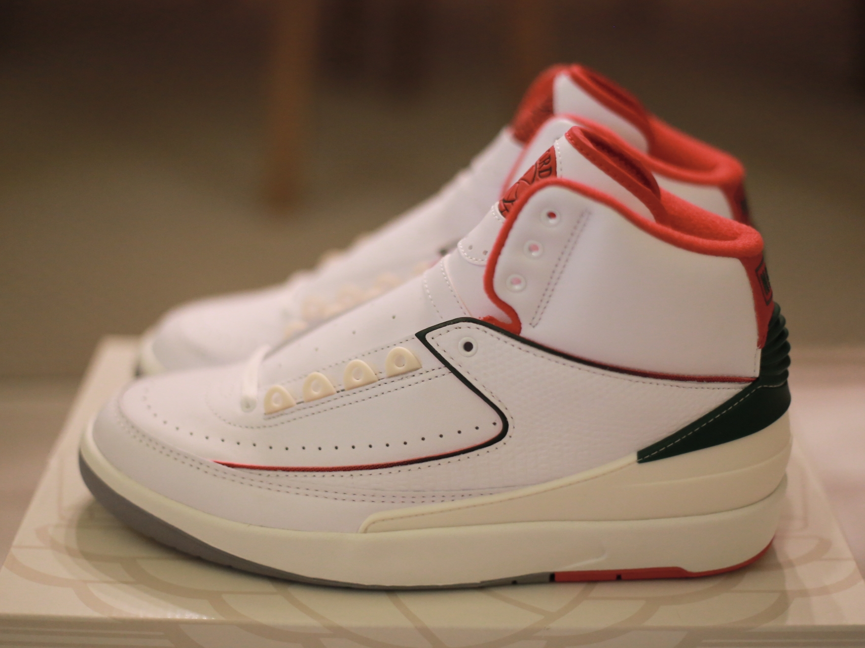 Jordan 2 Retro Origins 착용 스타일 - 1