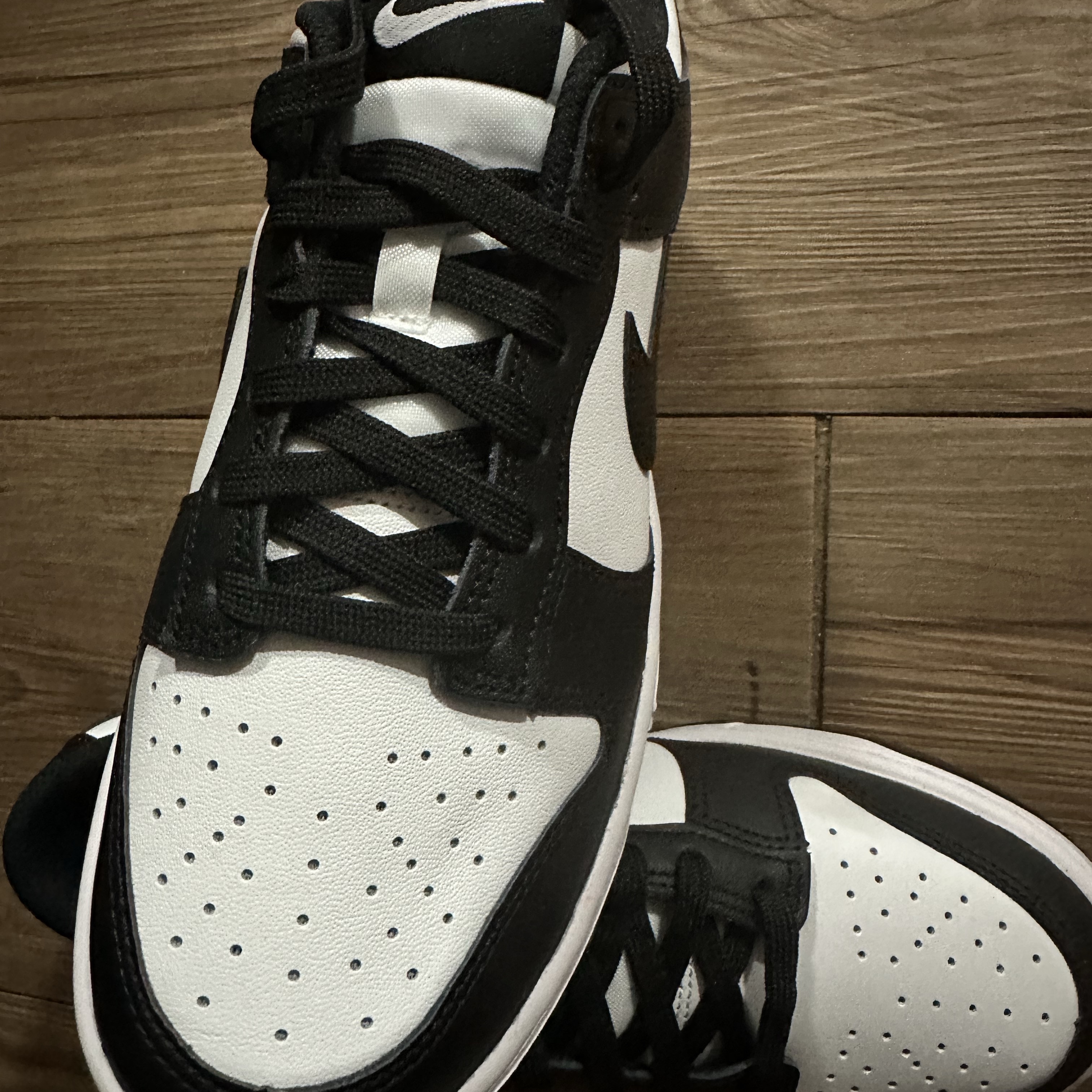 (W) Nike Dunk Low Black 착용 스타일 - 5