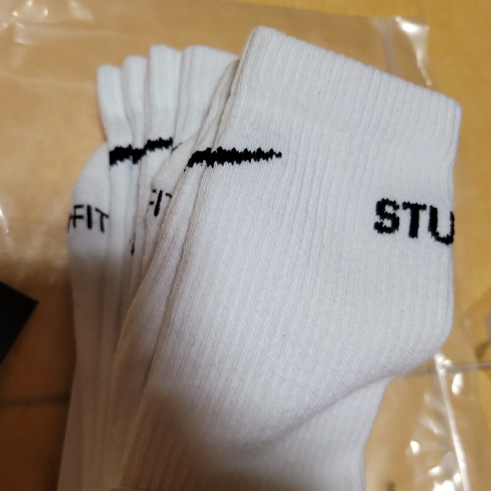 Nike x Stussy Everyday Plus Cushioned Crew Socks White (3 Pack) 착용 스타일