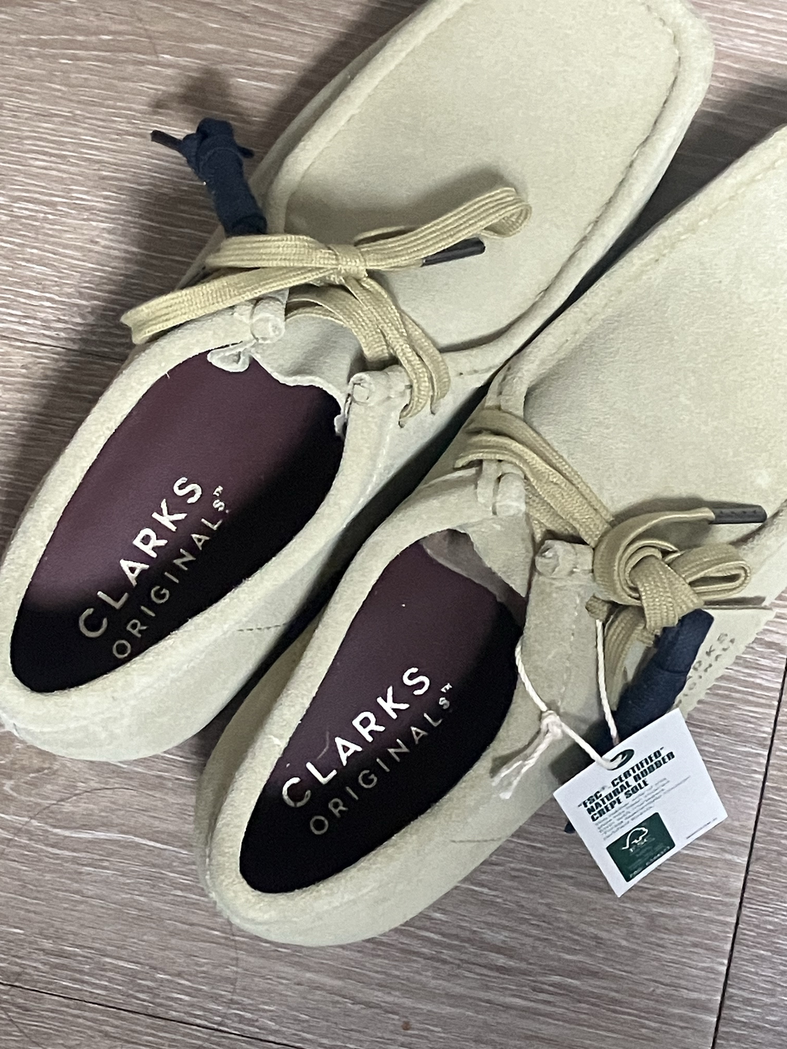 Clarks Wallabee Maple Suede 착용 스타일